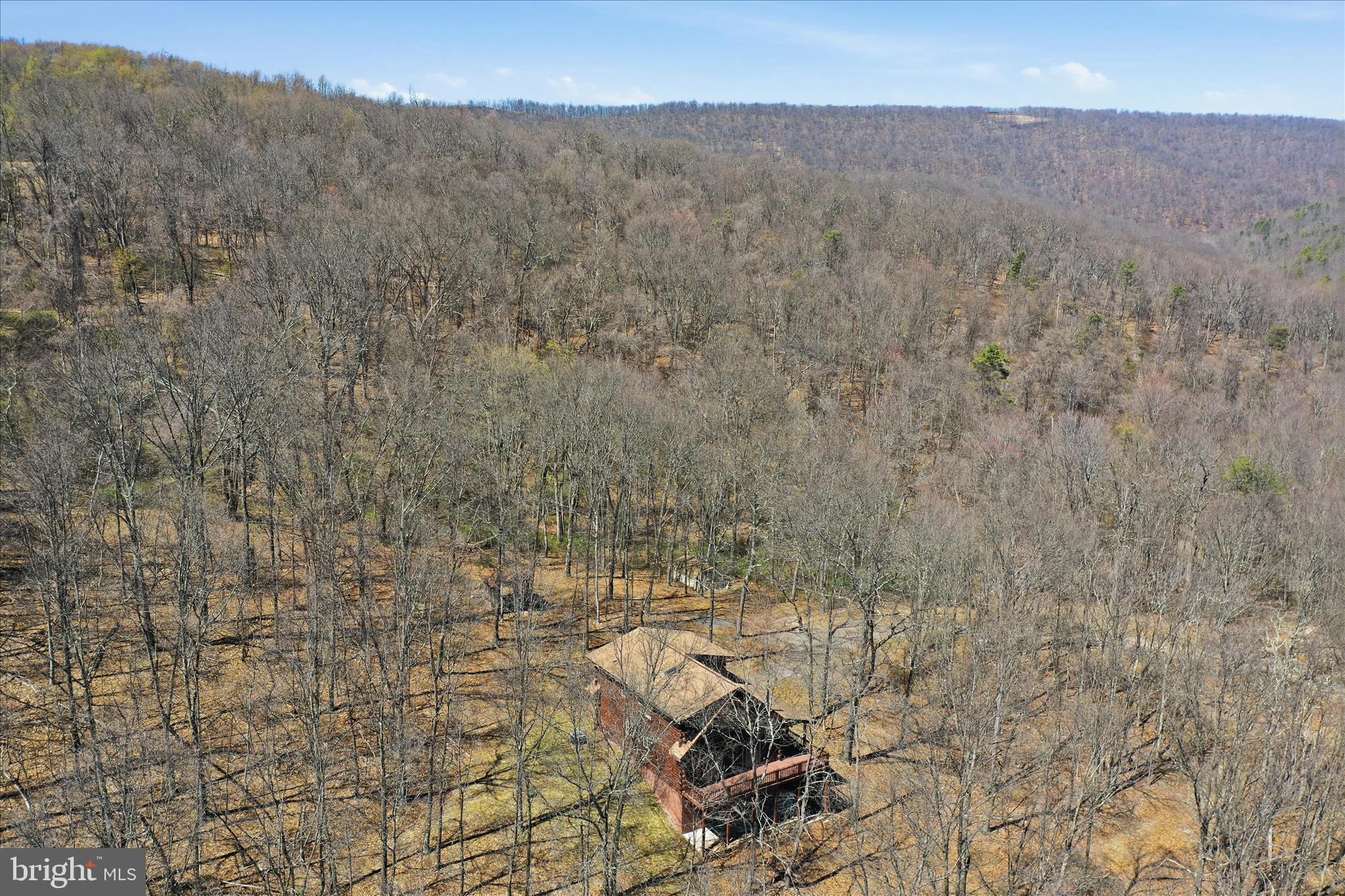 TOP OF THE MOUNTAIN - Residential
