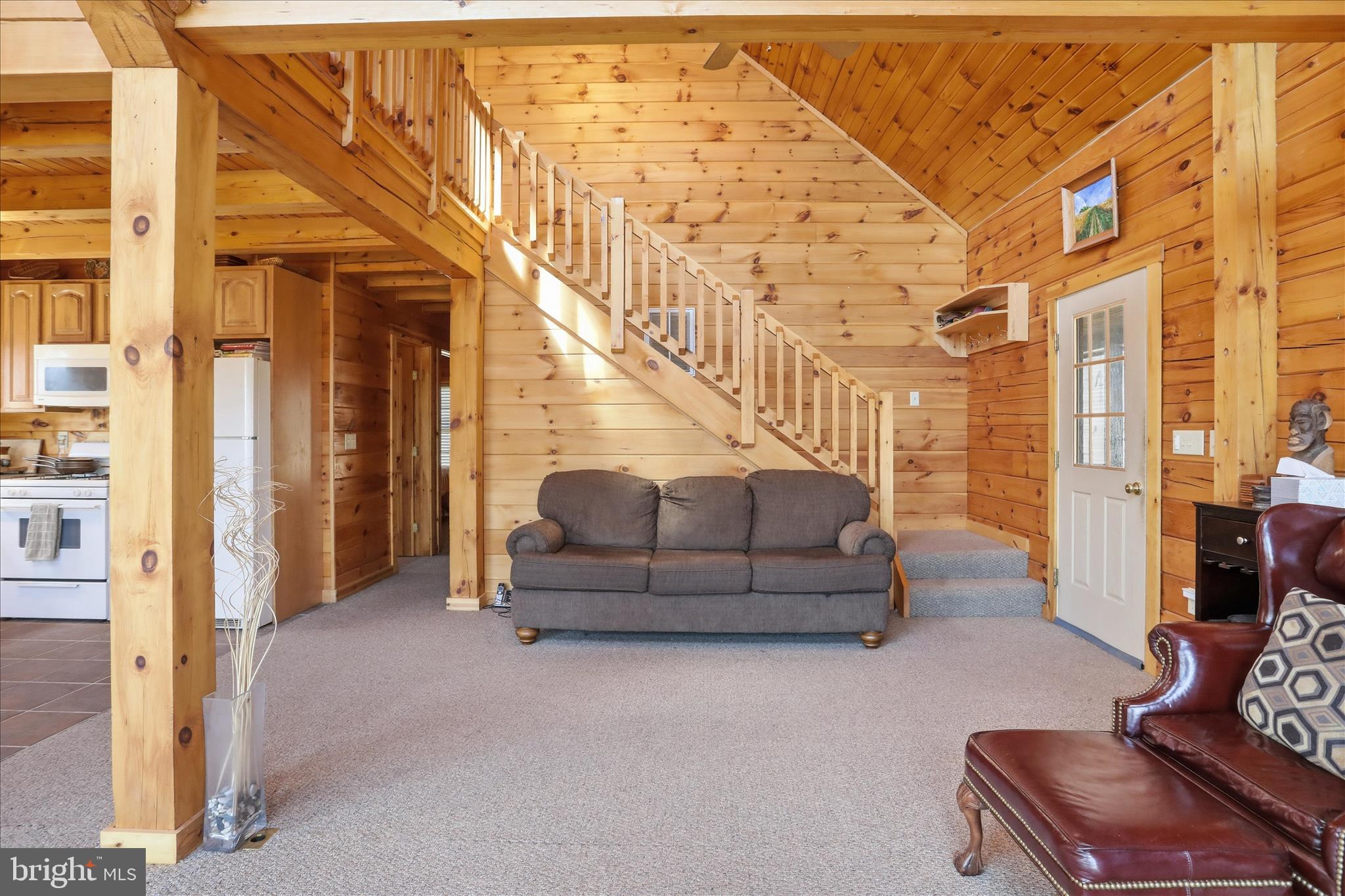 TOP OF THE MOUNTAIN - Residential