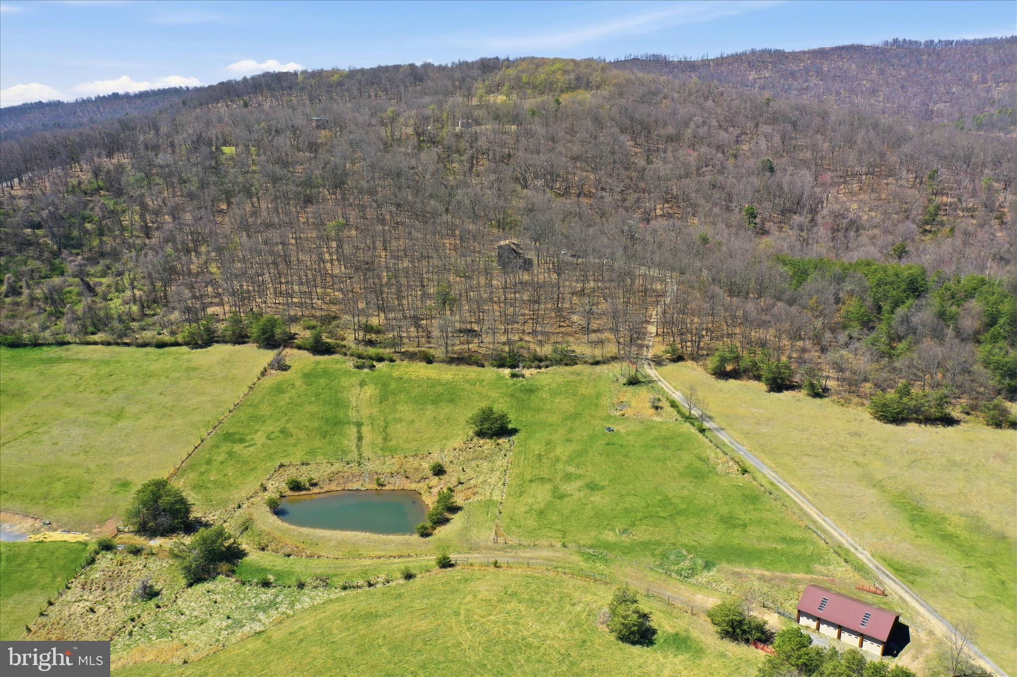 TOP OF THE MOUNTAIN - Residential