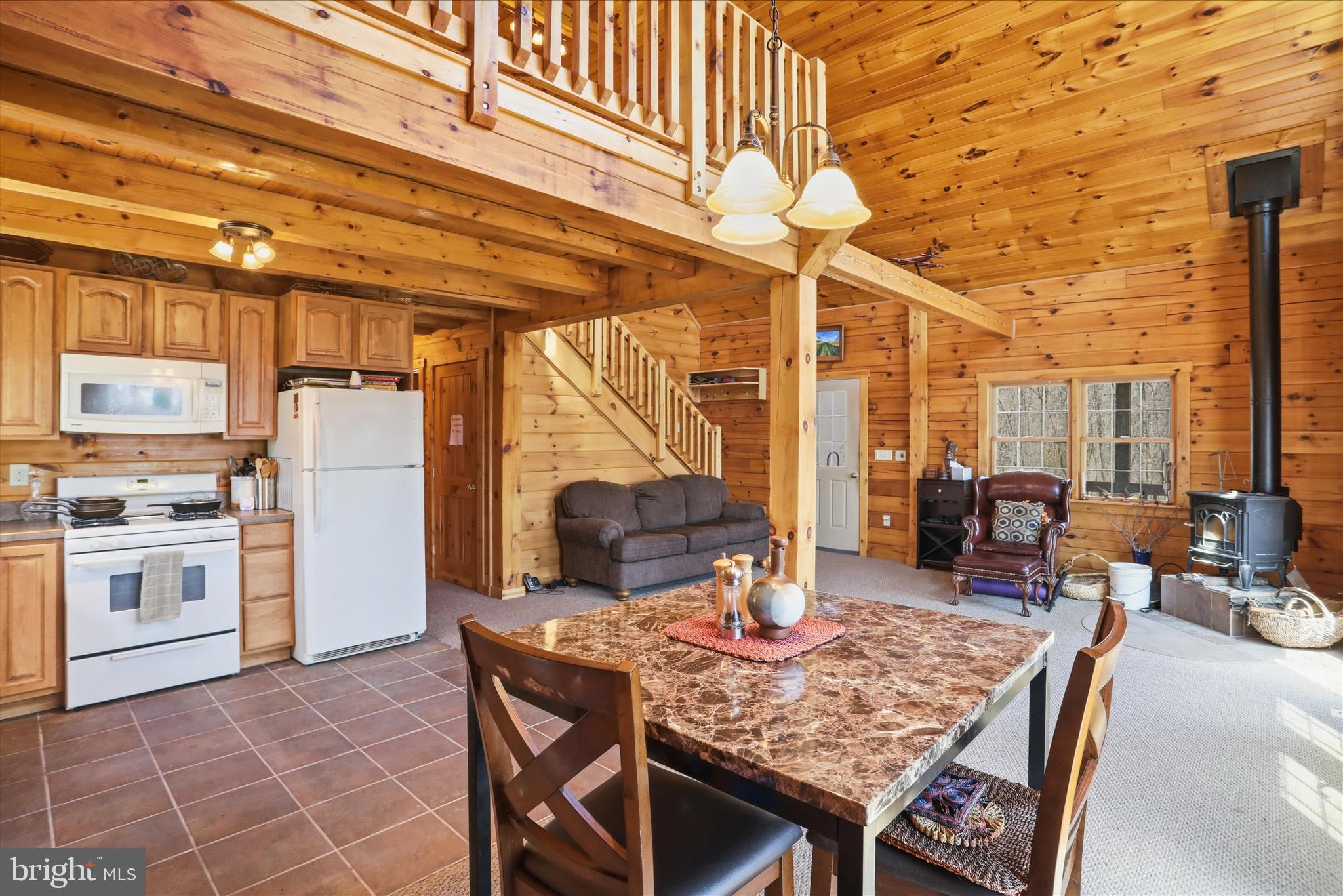 TOP OF THE MOUNTAIN - Residential