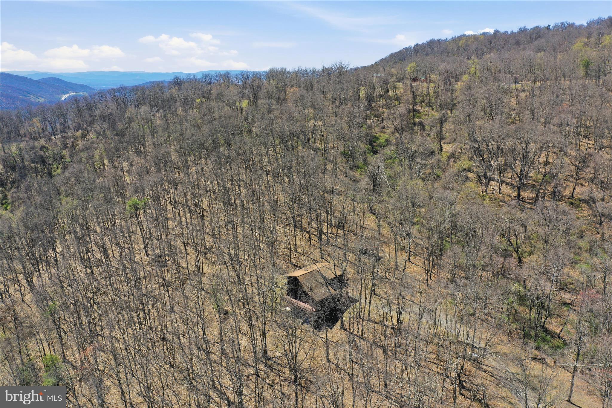 TOP OF THE MOUNTAIN - Residential