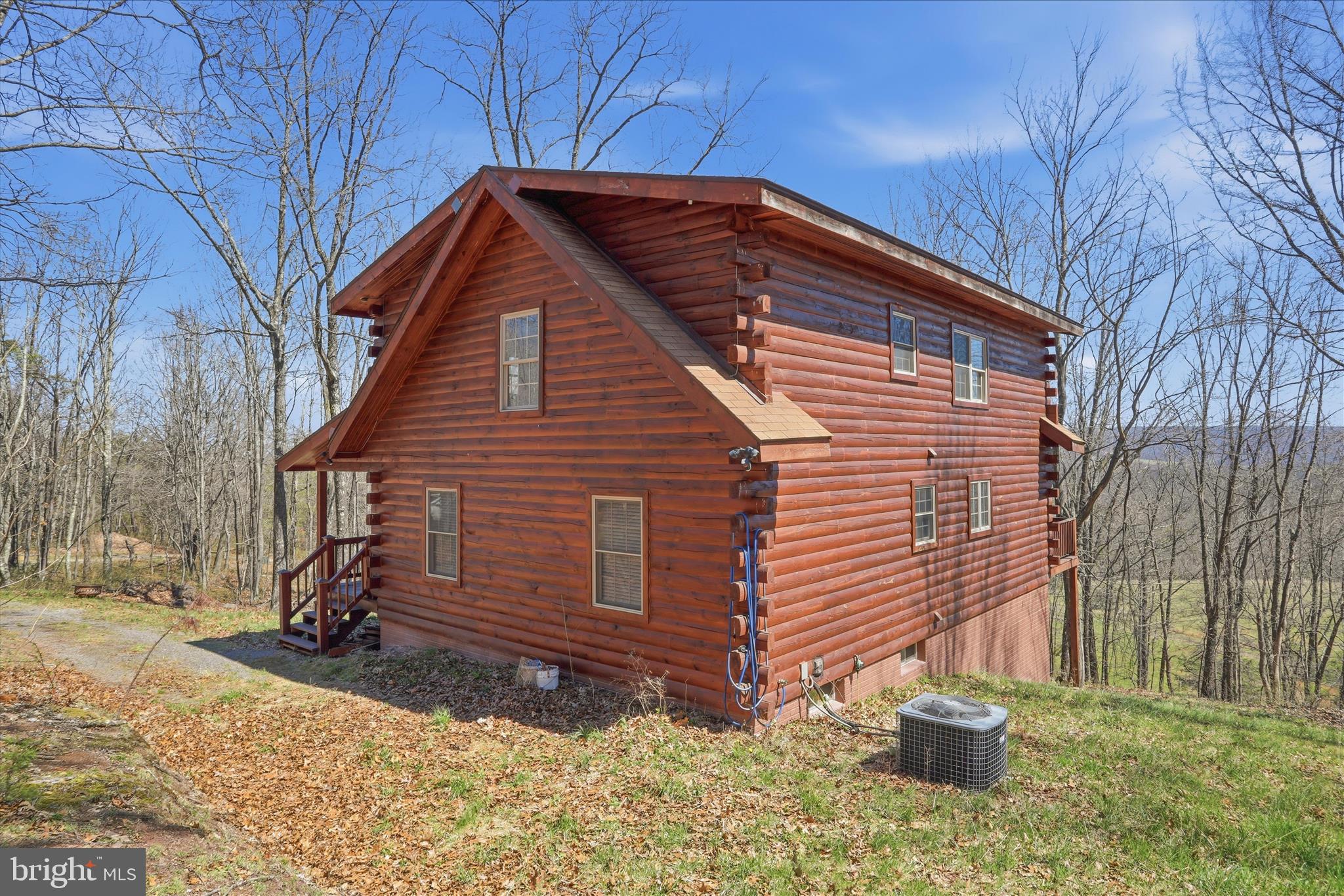 TOP OF THE MOUNTAIN - Residential