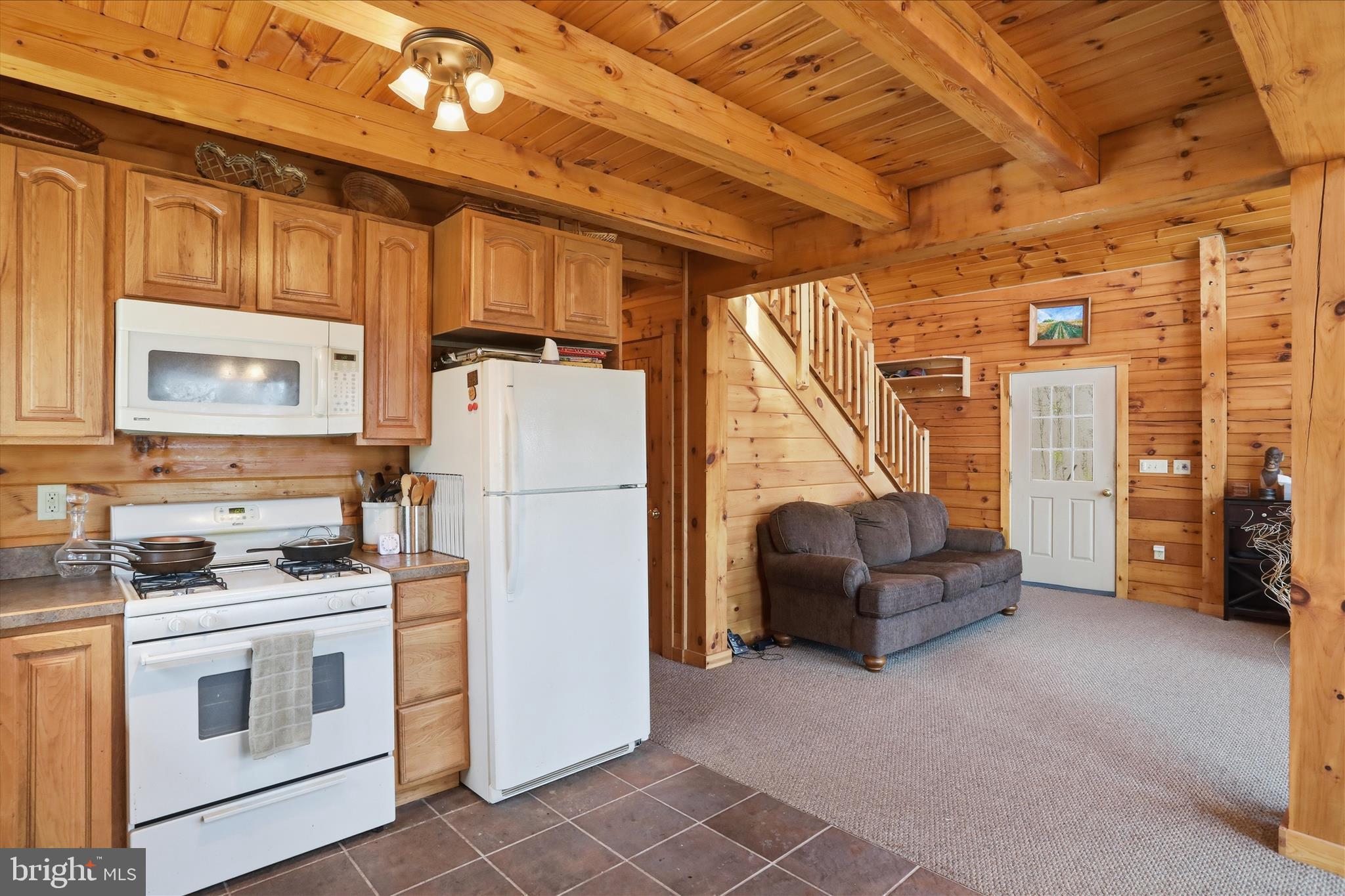 TOP OF THE MOUNTAIN - Residential