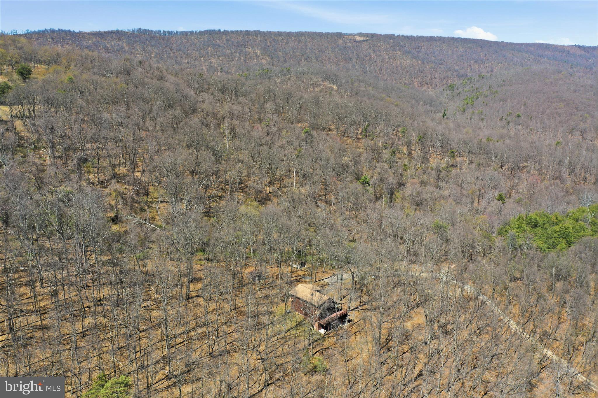 TOP OF THE MOUNTAIN - Residential