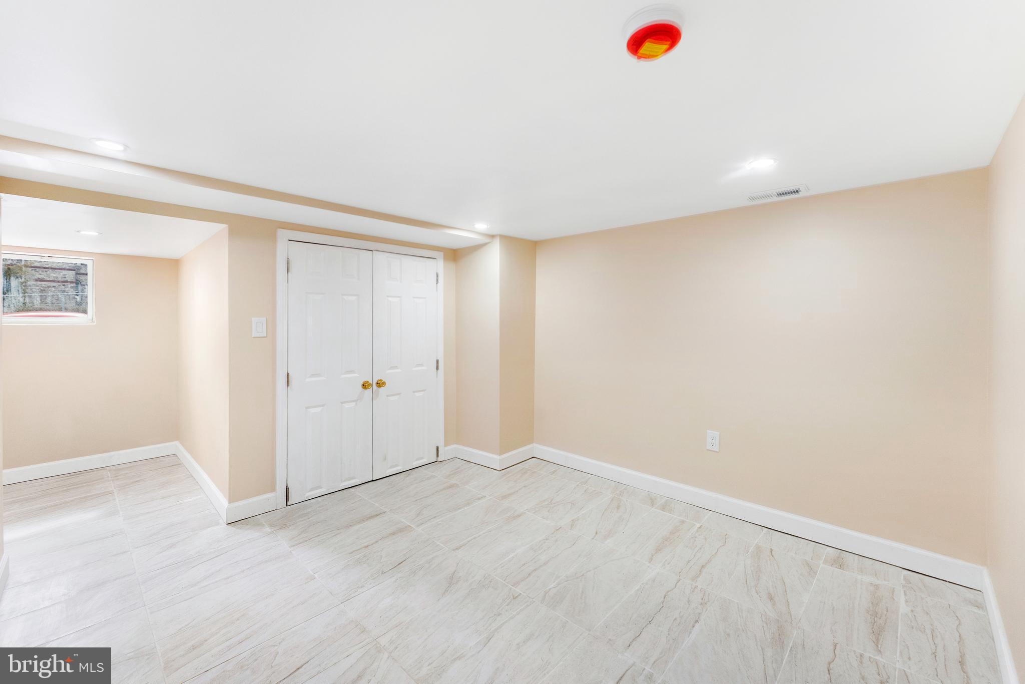 IRVINGTON - Residential