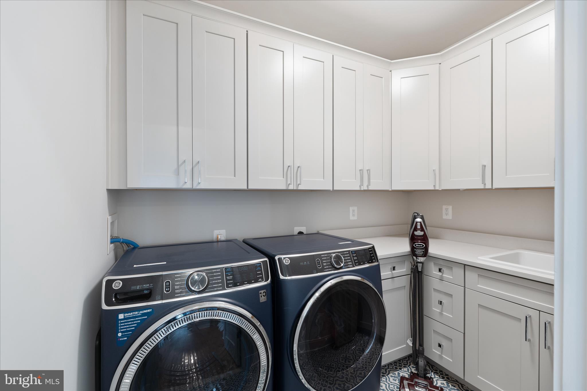 CHEVY CHASE MANOR - Residential