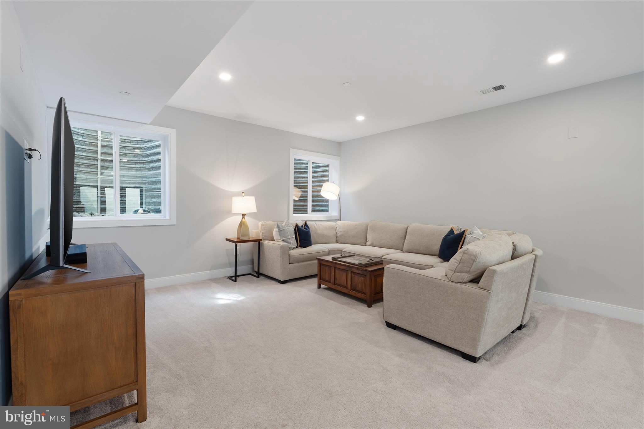 CHEVY CHASE MANOR - Residential