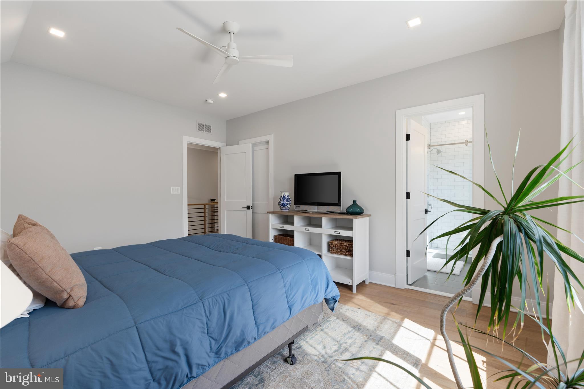 CHEVY CHASE MANOR - Residential