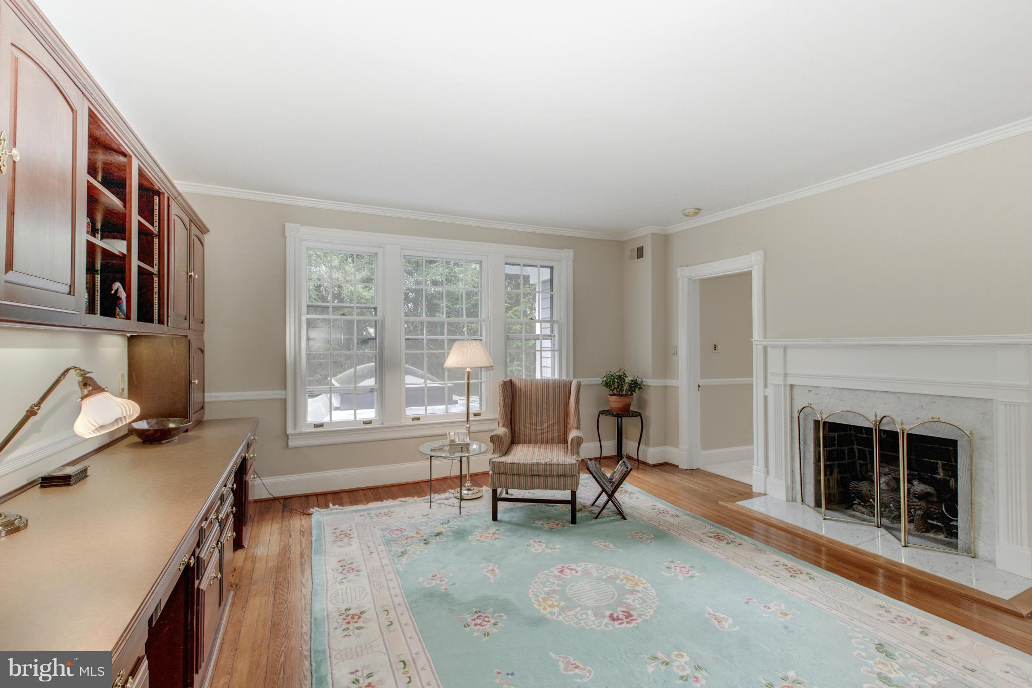 FOREST HILLS - Residential