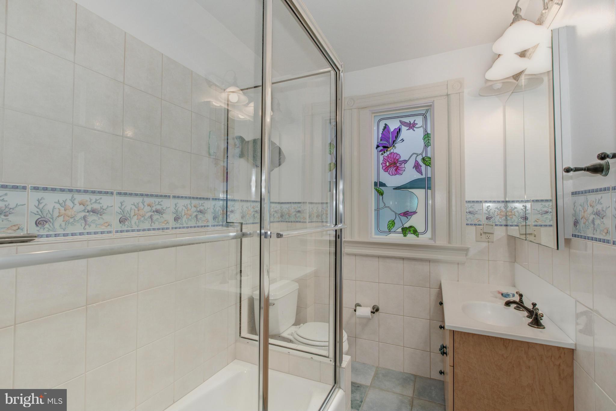 FOREST HILLS - Residential