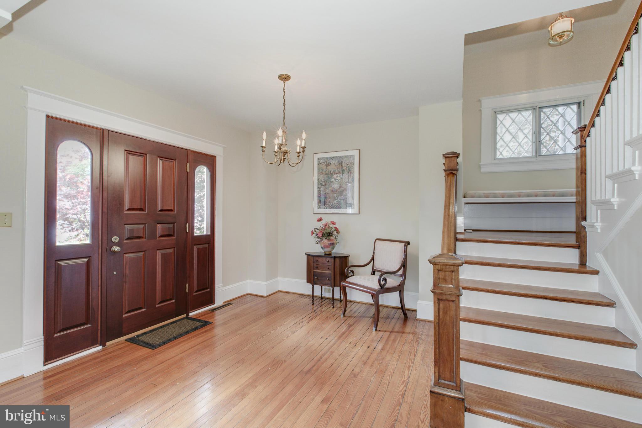 FOREST HILLS - Residential