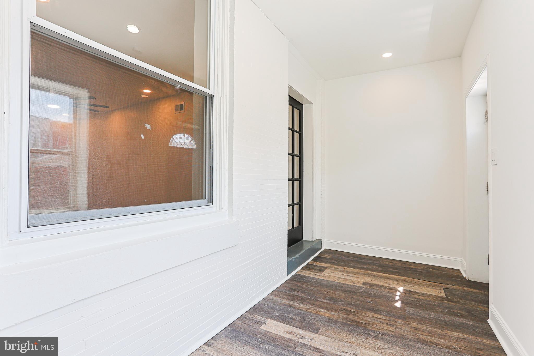 2931 W LEHIGH AVENUE