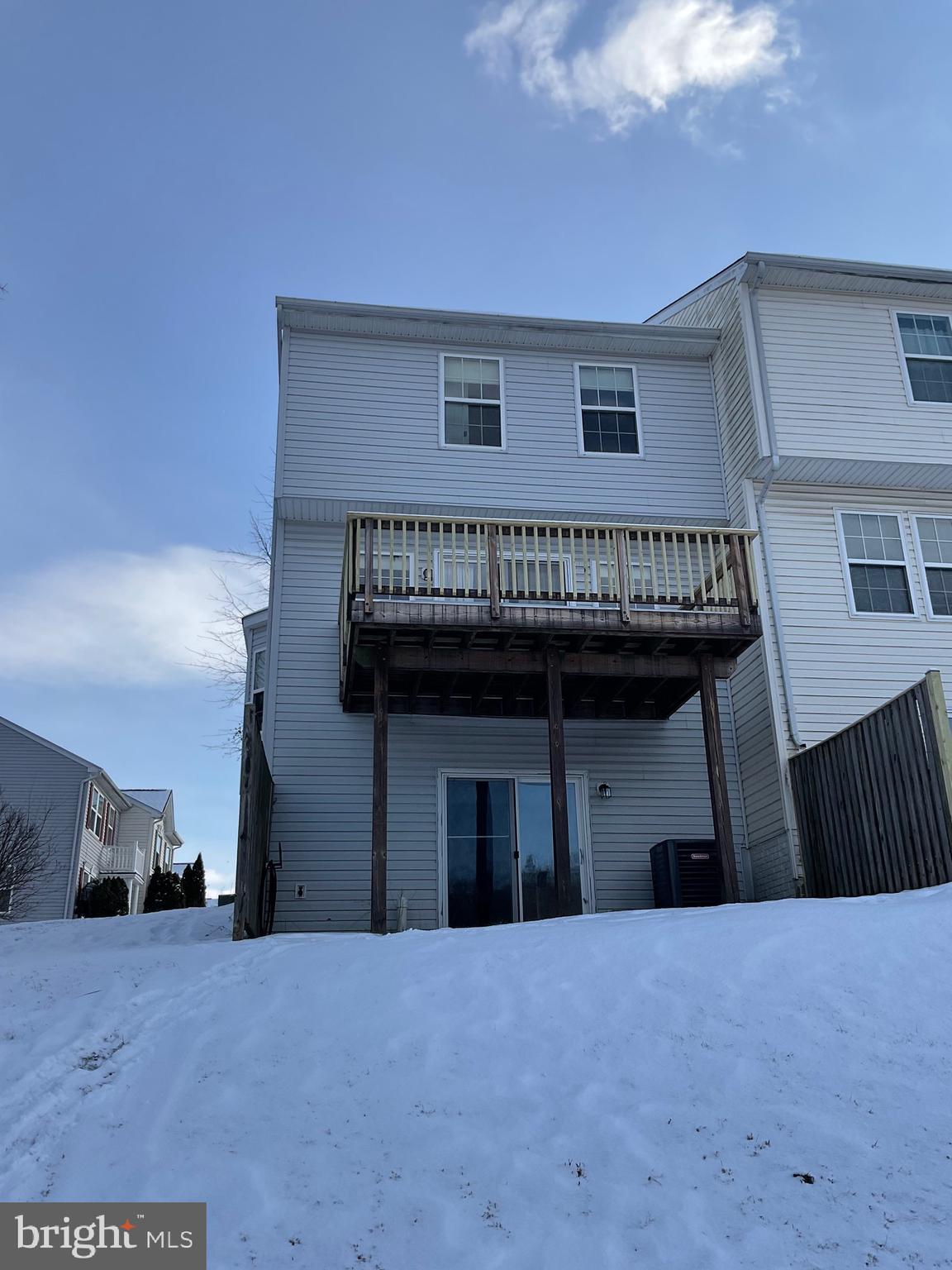 STONEBROOK VILLAGE - Residential Lease