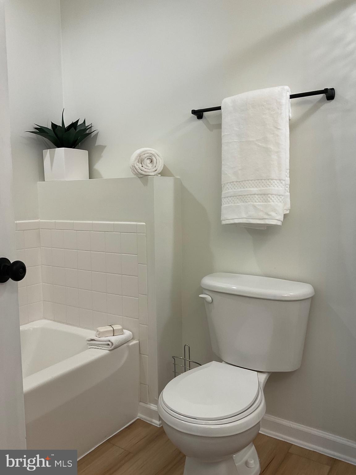 STONEBROOK VILLAGE - Residential Lease