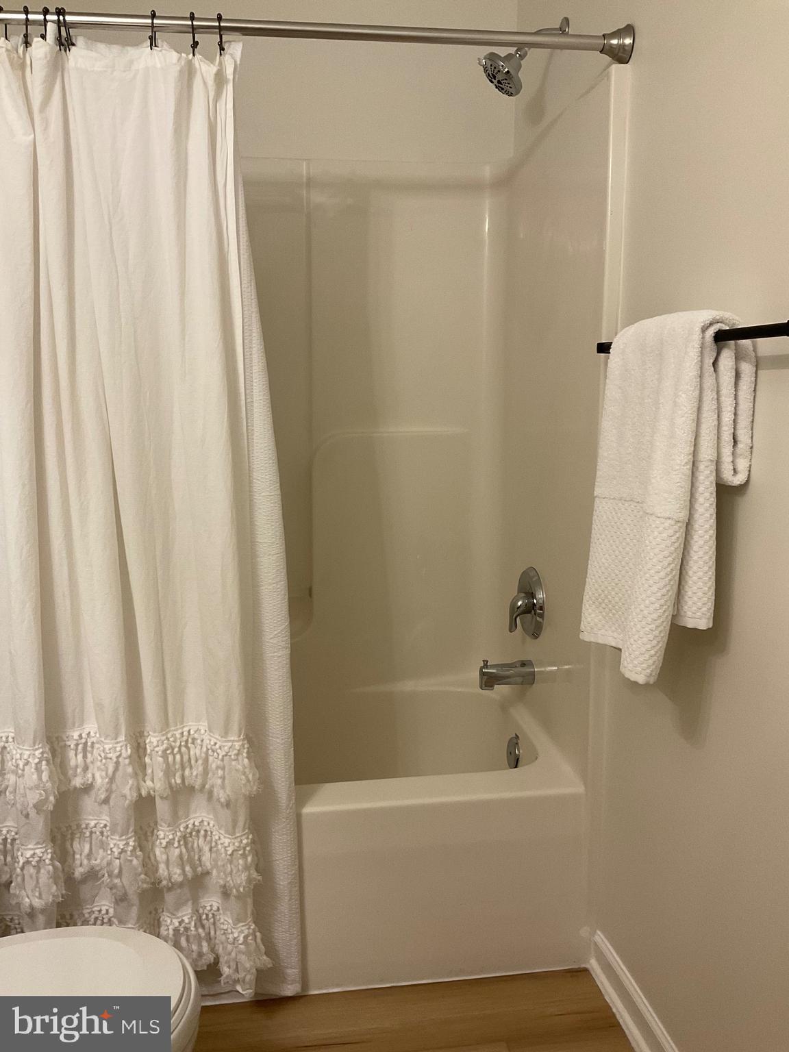 STONEBROOK VILLAGE - Residential Lease