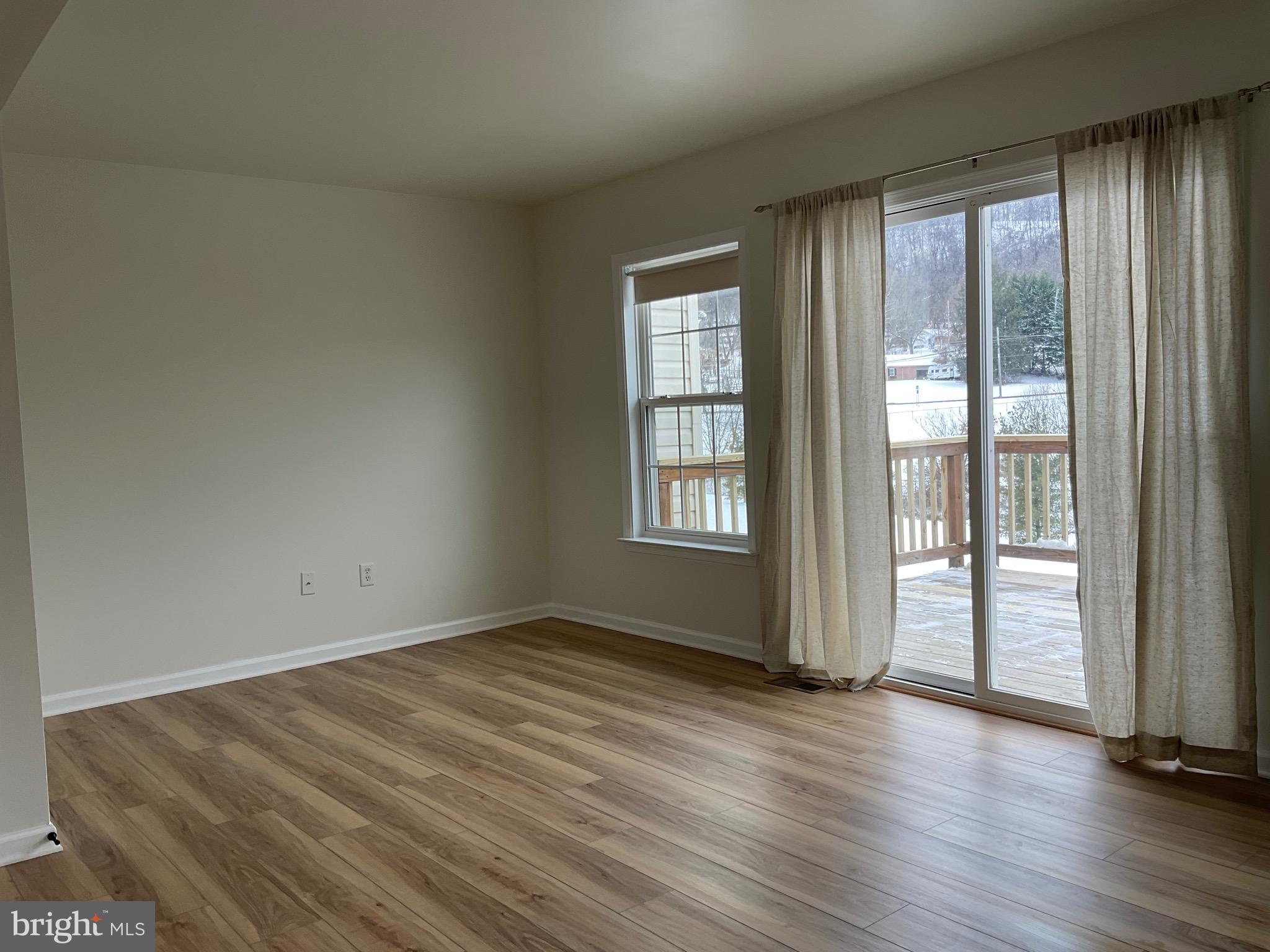 STONEBROOK VILLAGE - Residential Lease