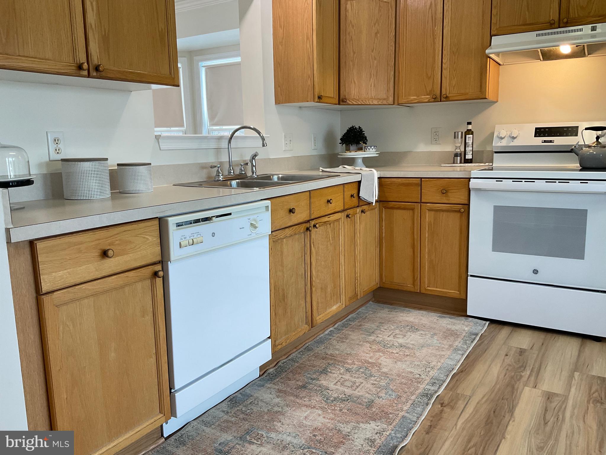 STONEBROOK VILLAGE - Residential Lease