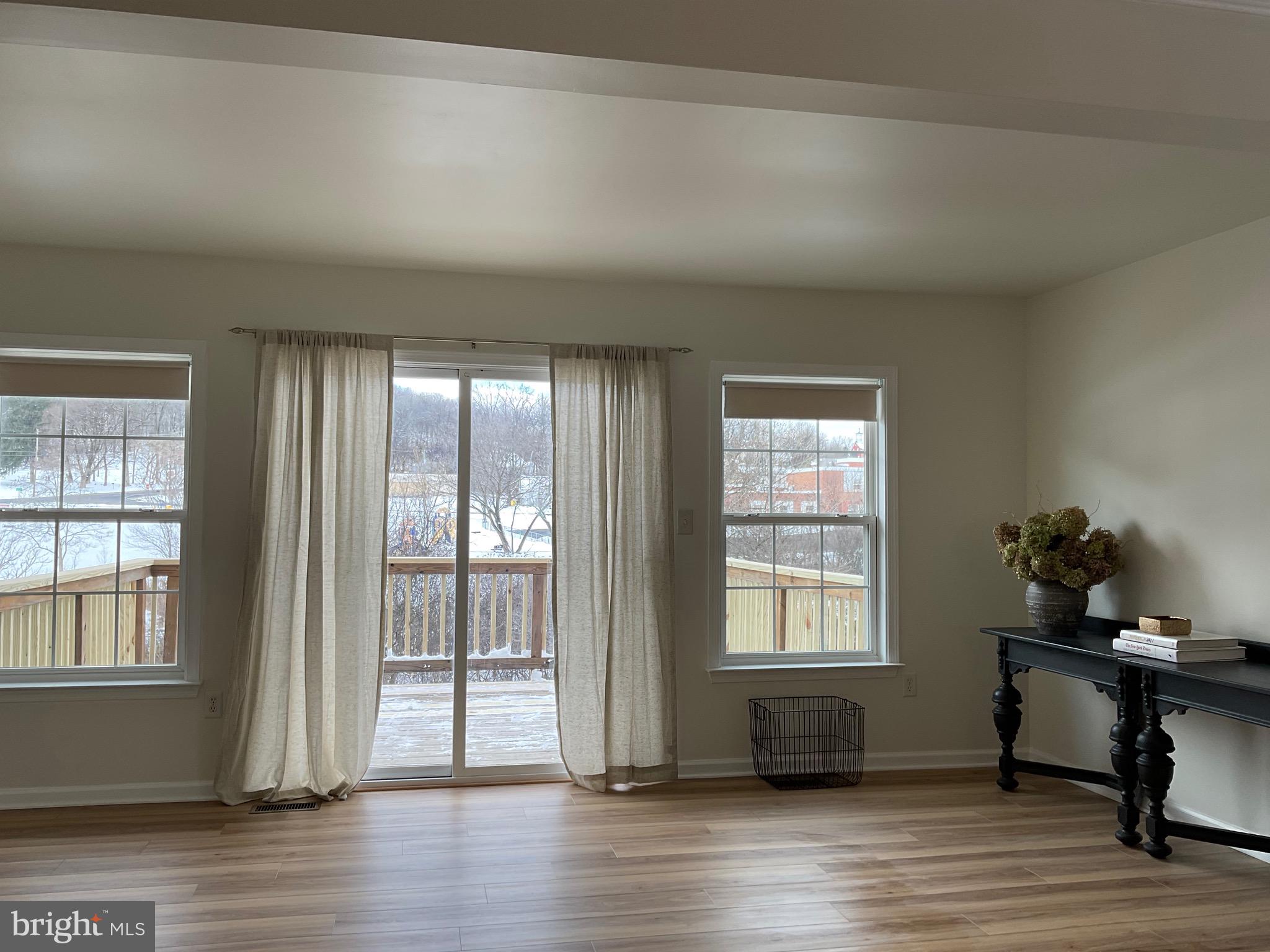 STONEBROOK VILLAGE - Residential Lease