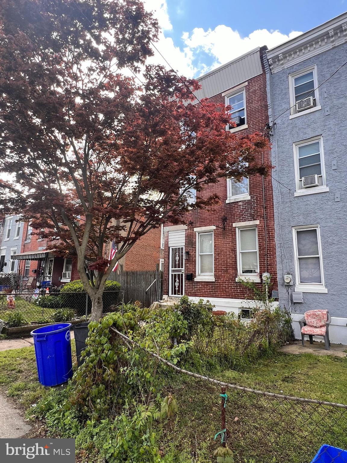 EAST FALLS - Residential