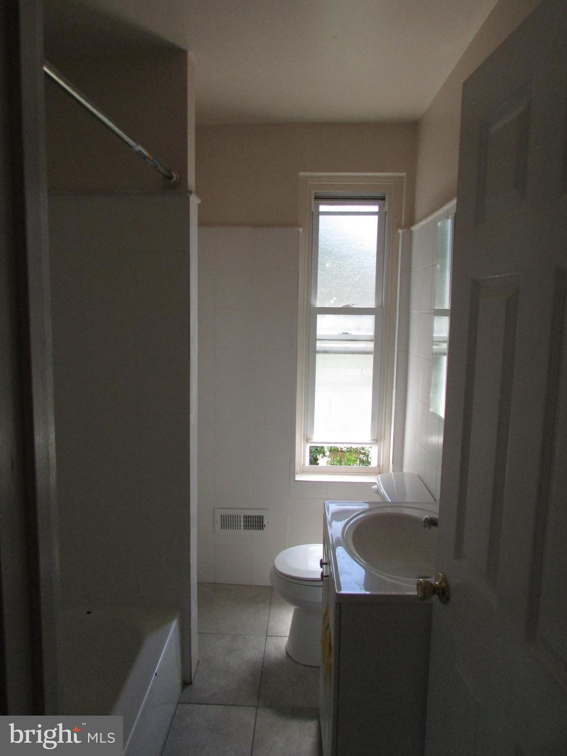 EAST FALLS - Residential