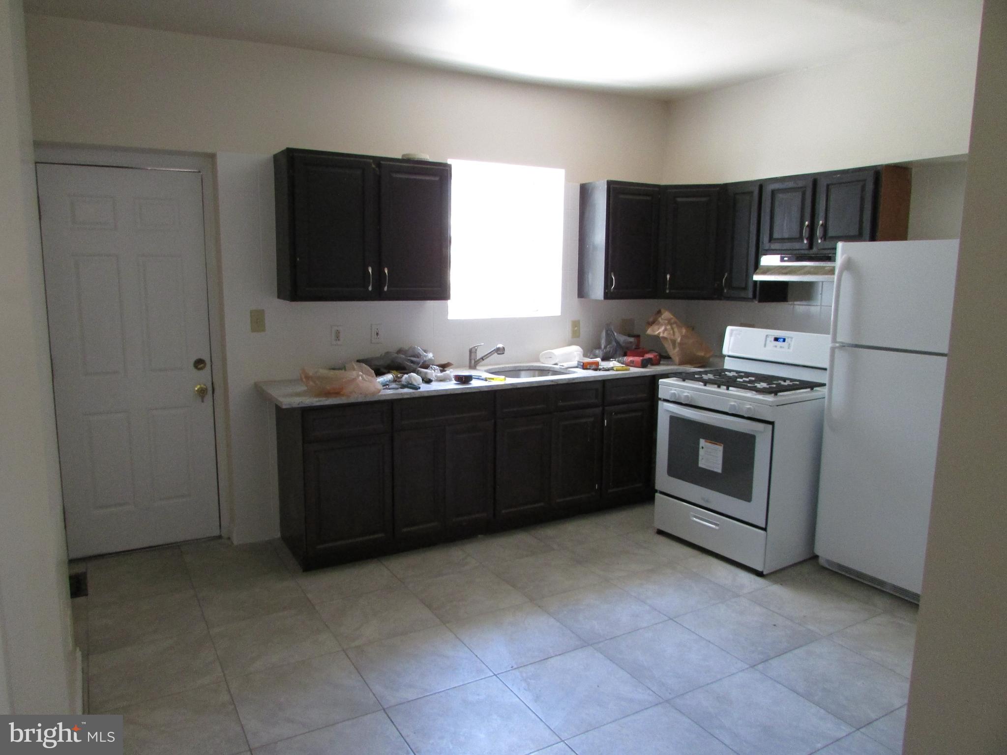 EAST FALLS - Residential