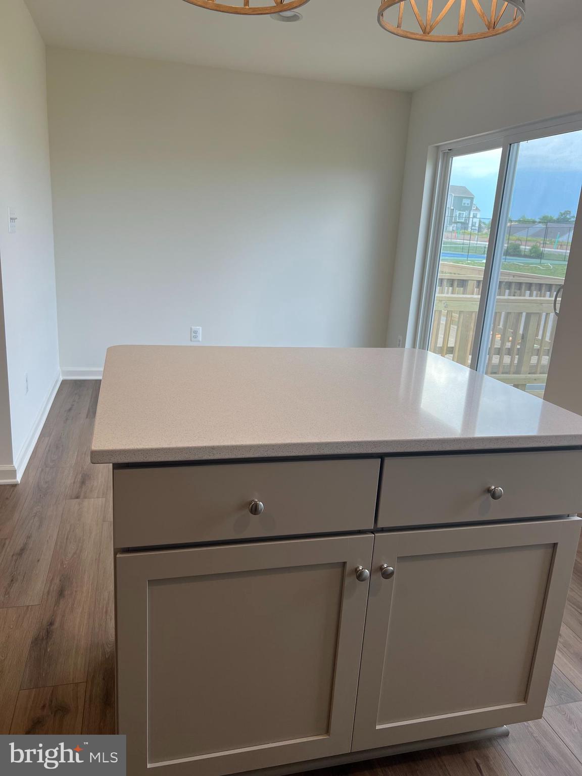 OVERLOOK AT RIVERSIDE TOWNHOMES - Residential Lease