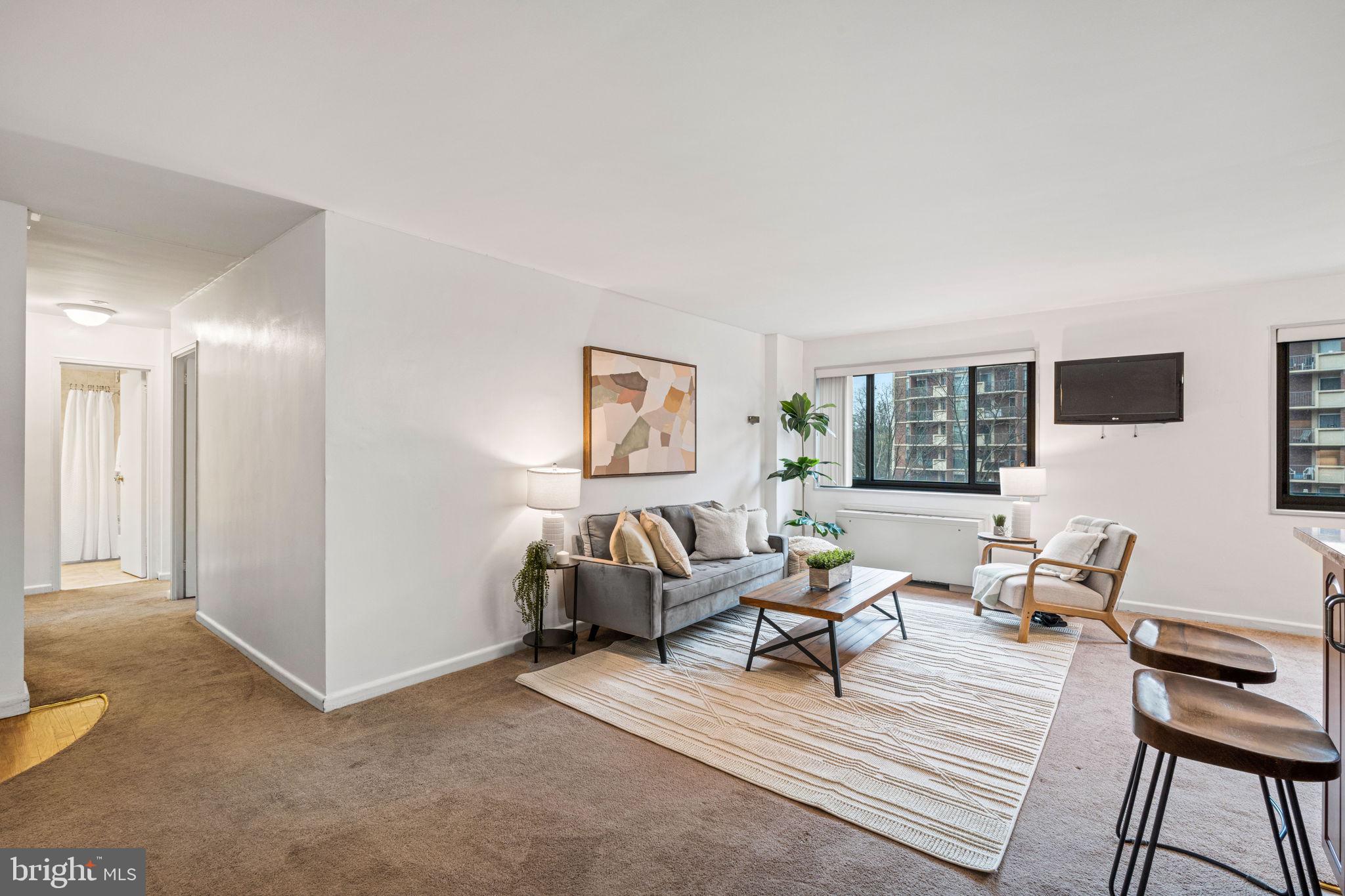 ARLINGTON RIDGE - Residential