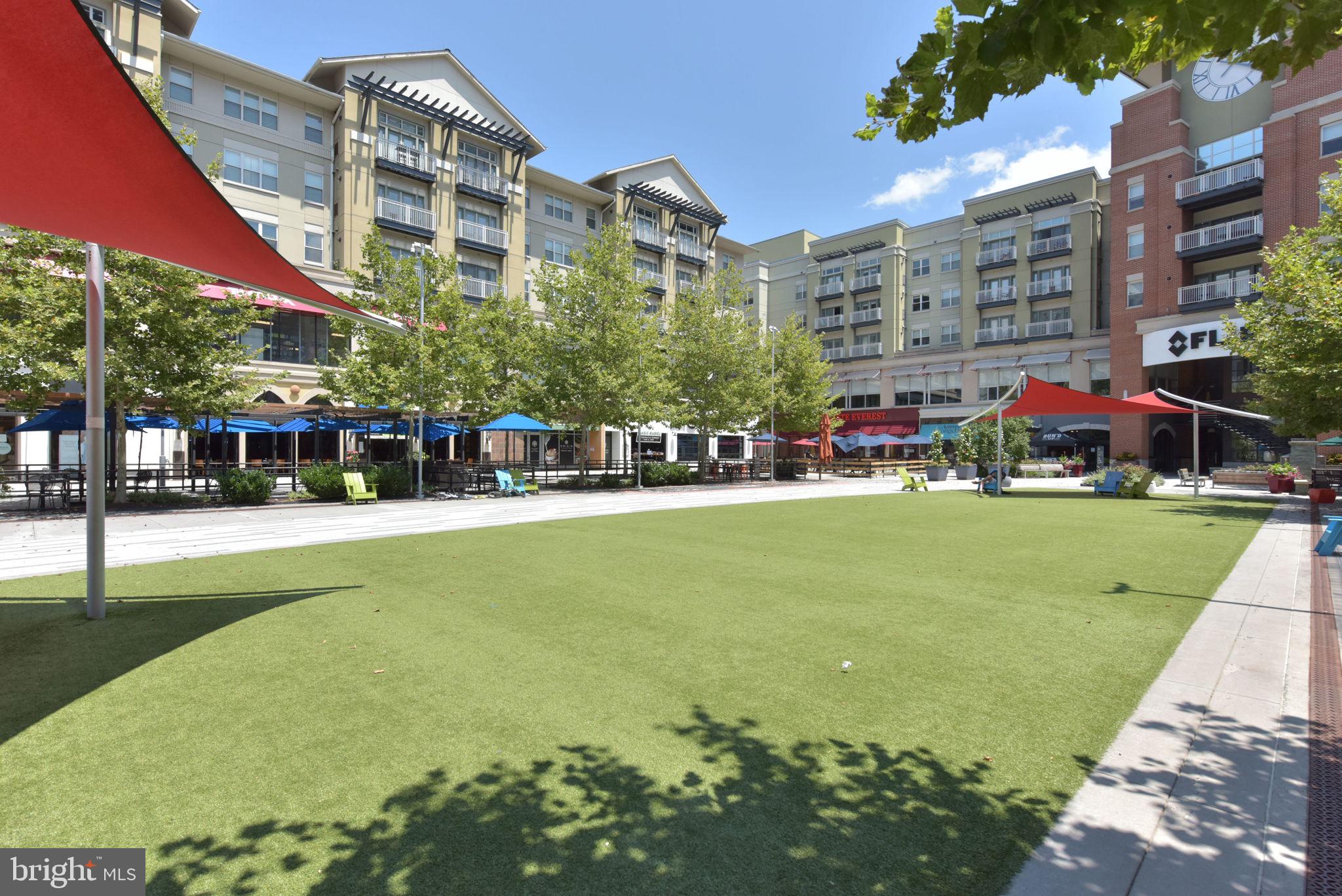 ARLINGTON RIDGE - Residential