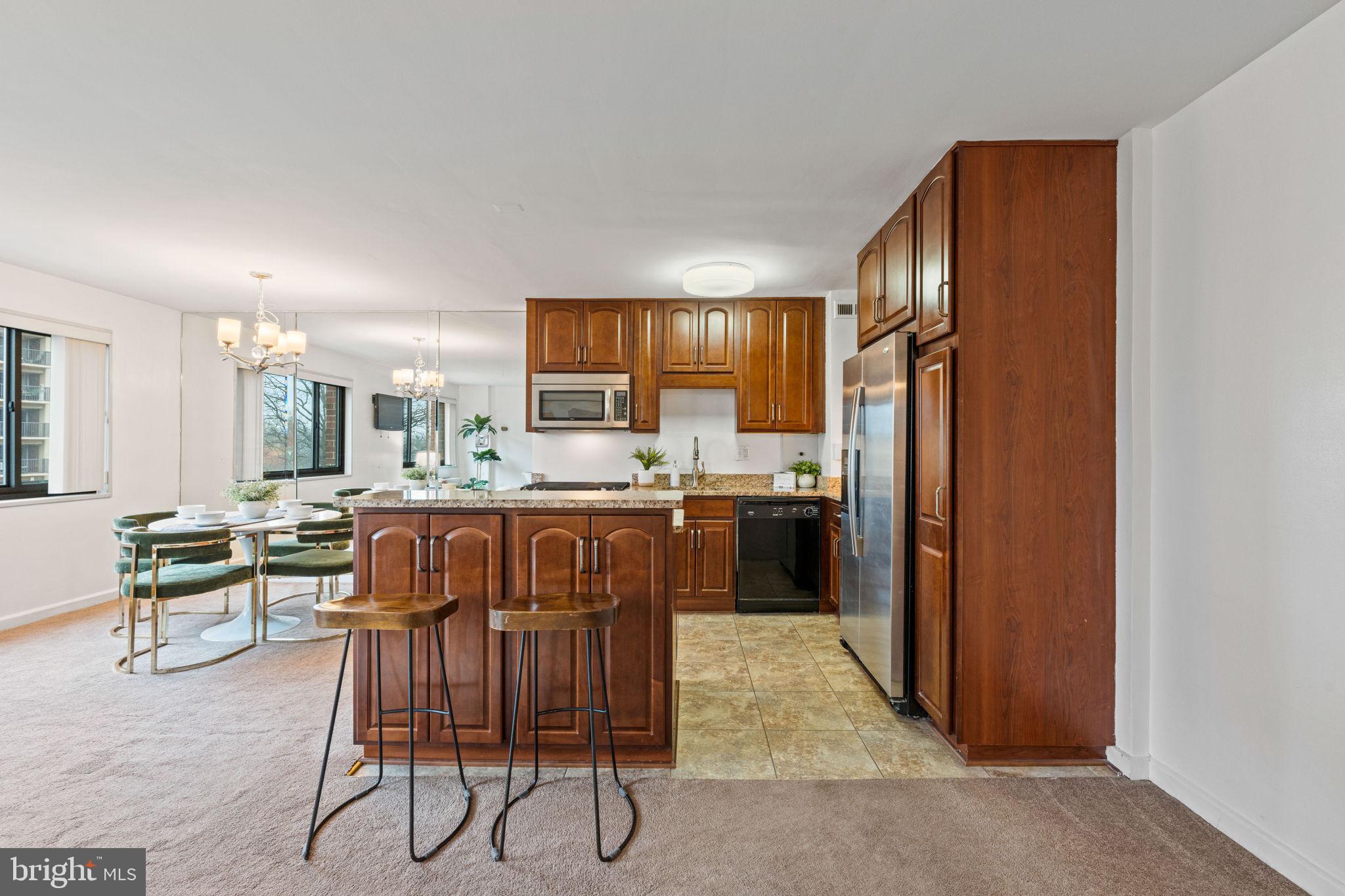 ARLINGTON RIDGE - Residential