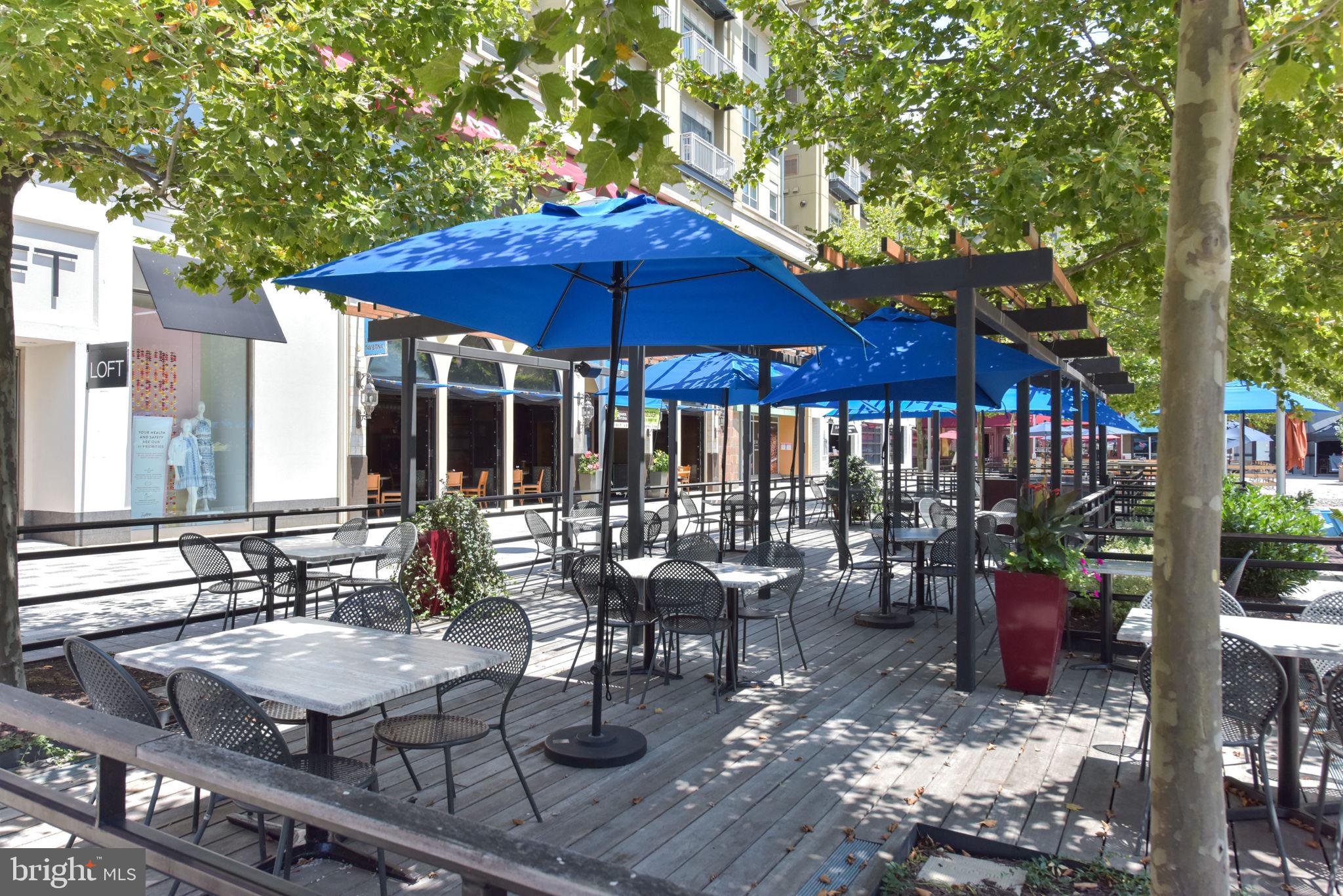 ARLINGTON RIDGE - Residential