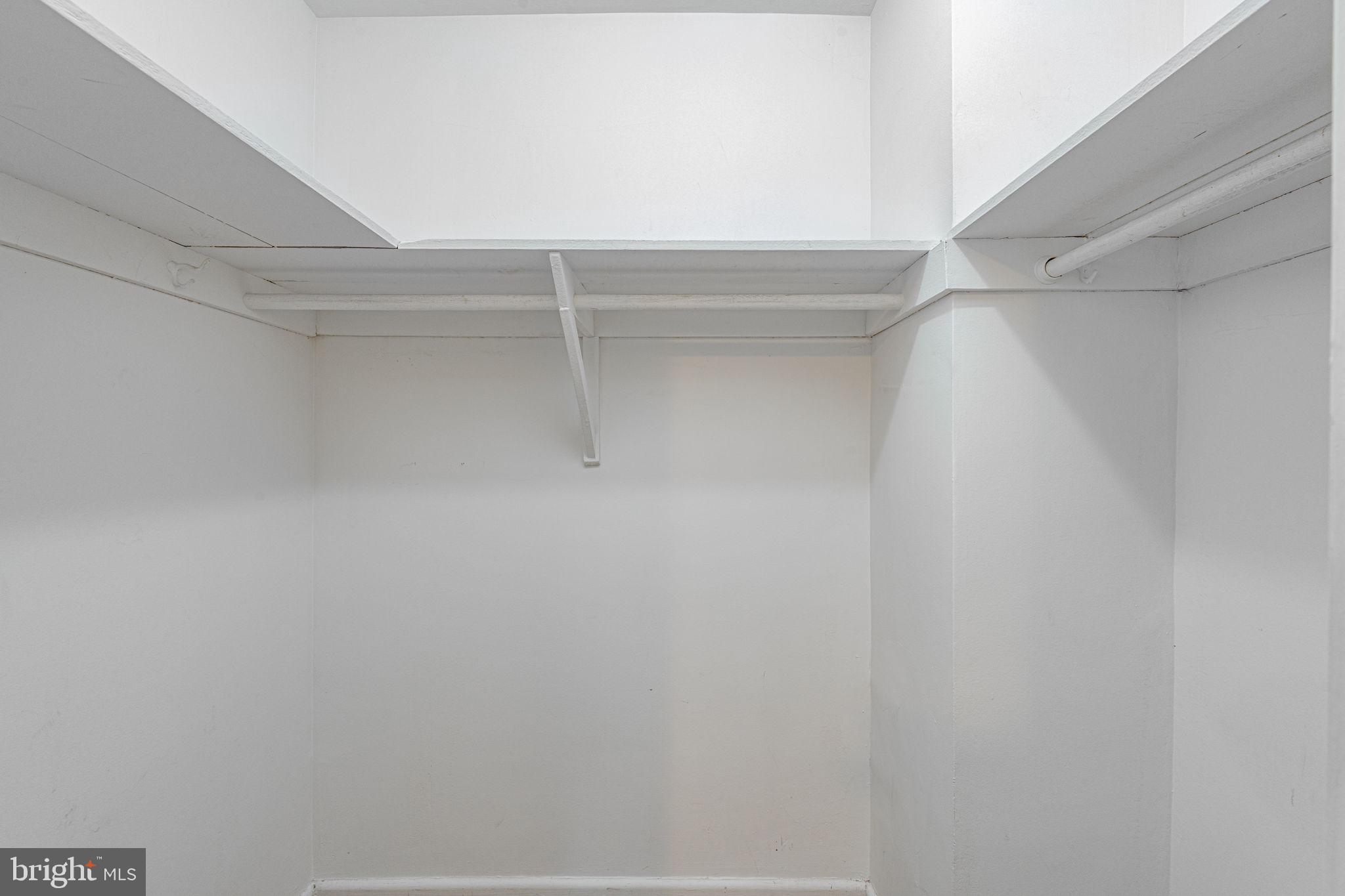 ARLINGTON RIDGE - Residential