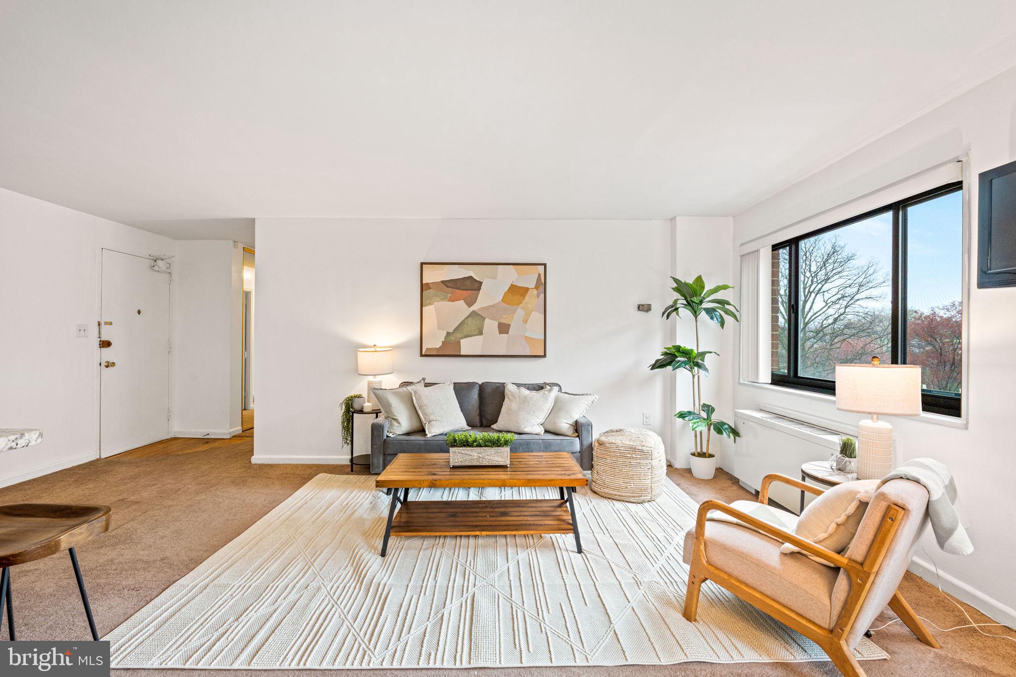 ARLINGTON RIDGE - Residential