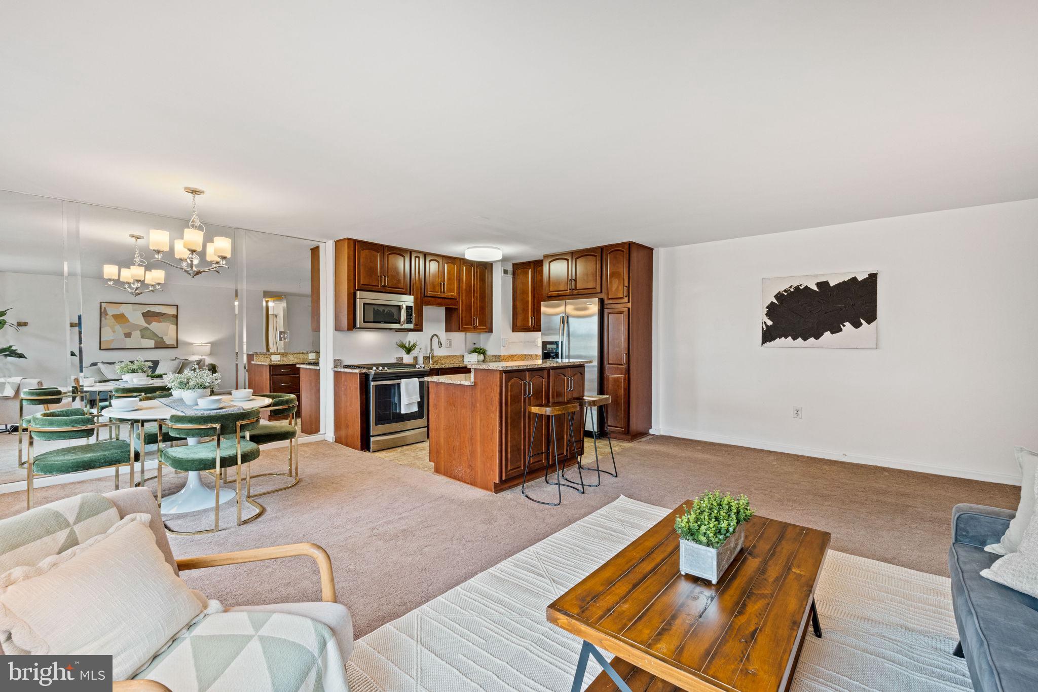 ARLINGTON RIDGE - Residential