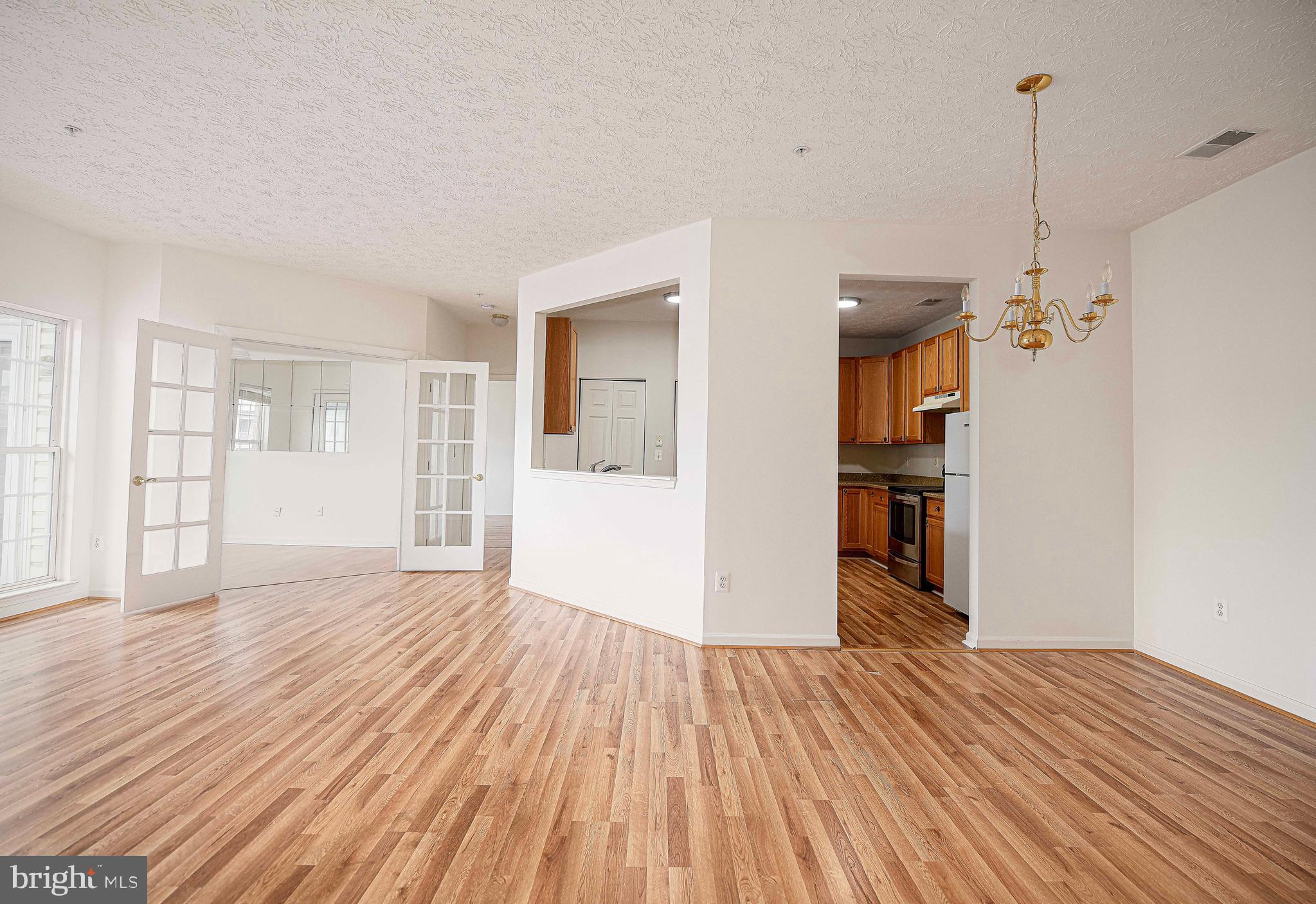 PERRY HALL FARMS GARDEN CONDOS - Residential