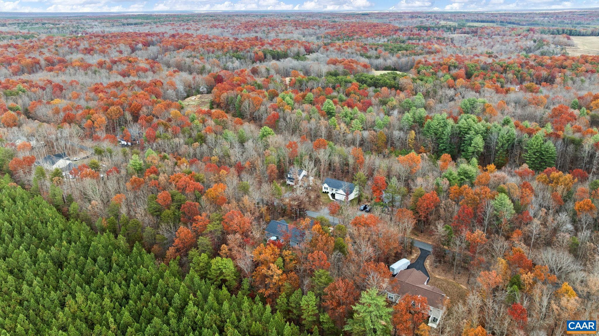 SHENANDOAH CROSSING - Land