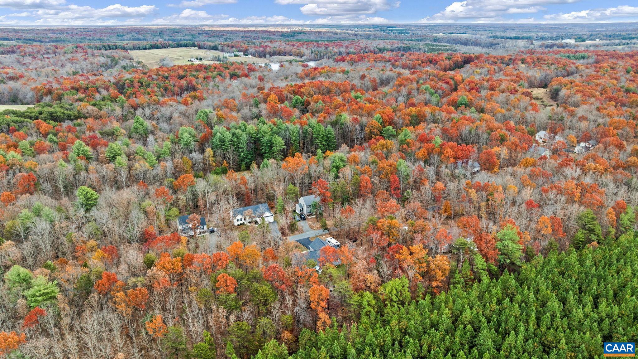 SHENANDOAH CROSSING - Land