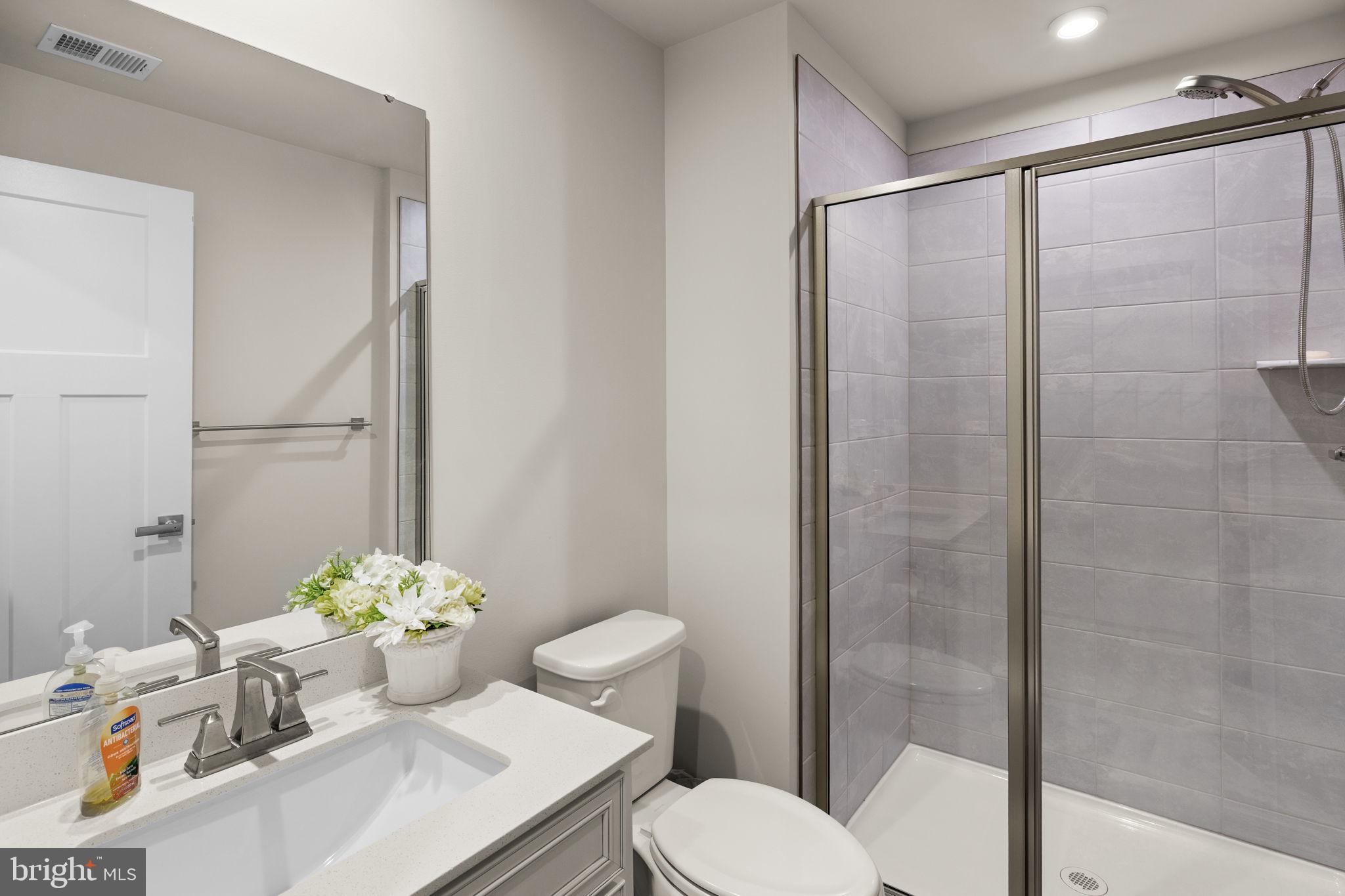 WOODBERRY MANOR - Residential