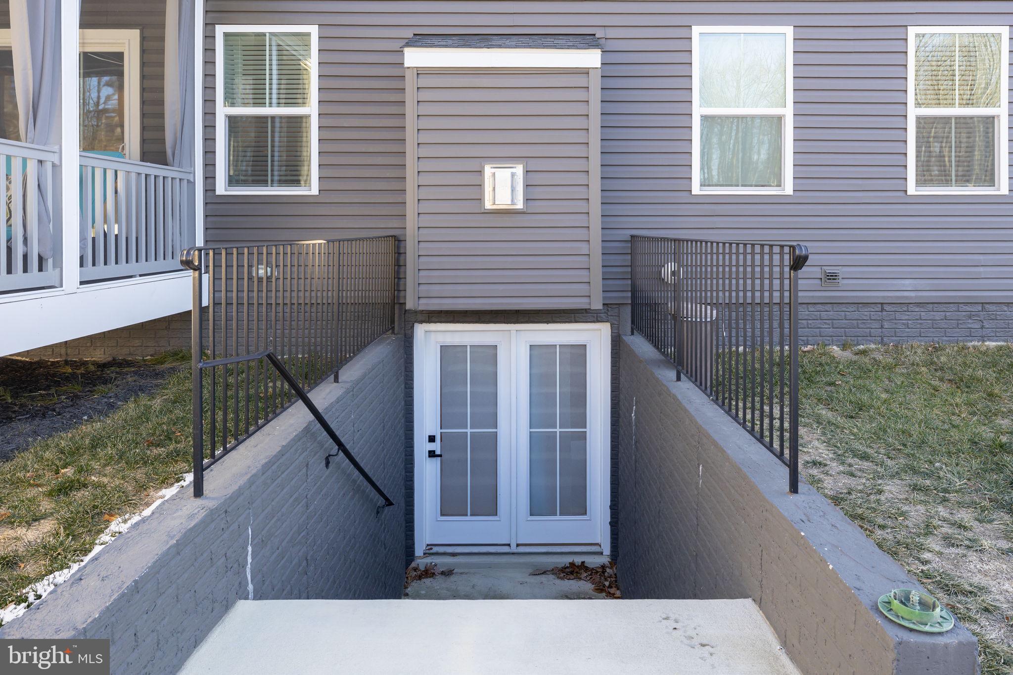 WOODBERRY MANOR - Residential