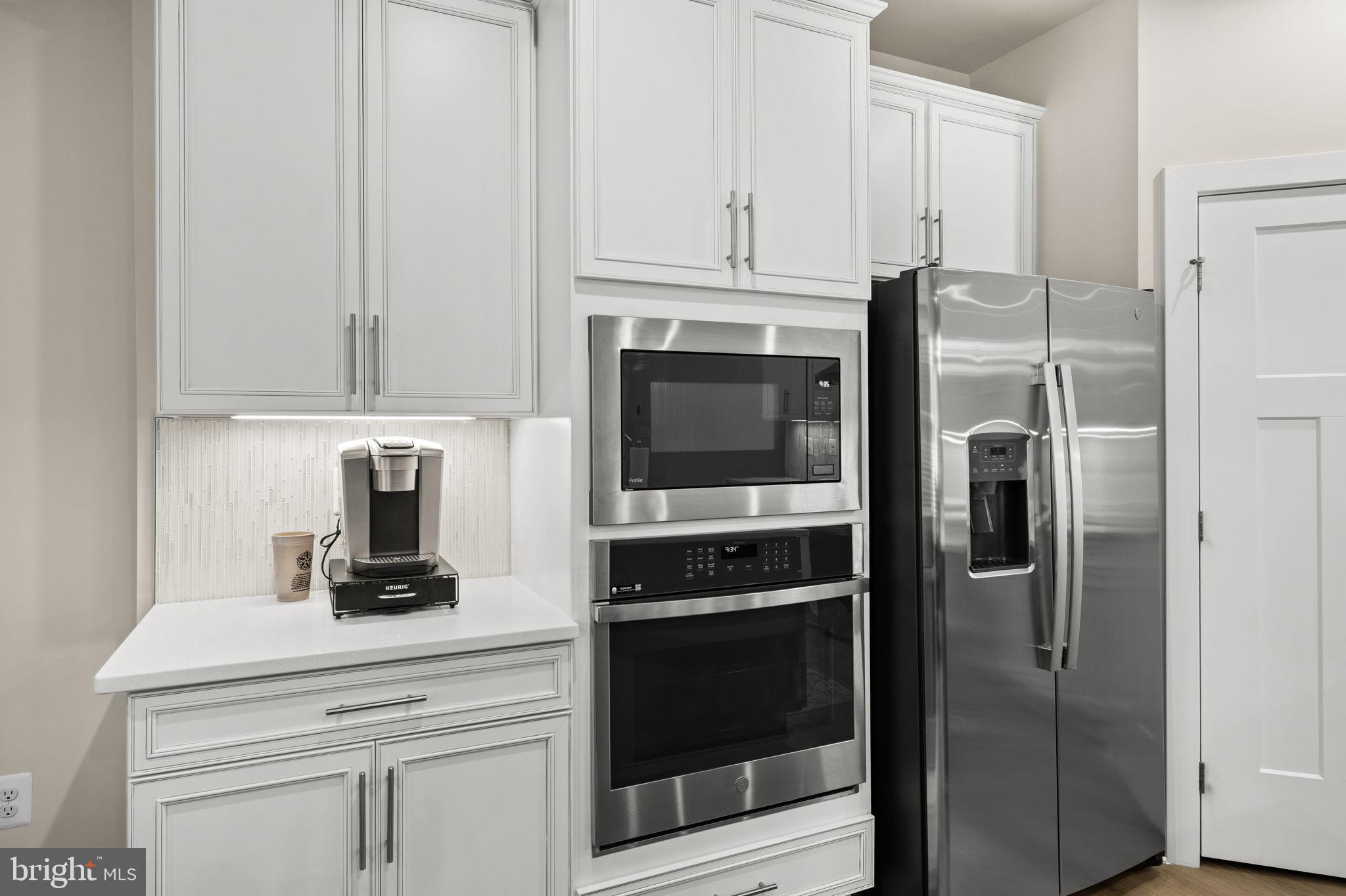 WOODBERRY MANOR - Residential