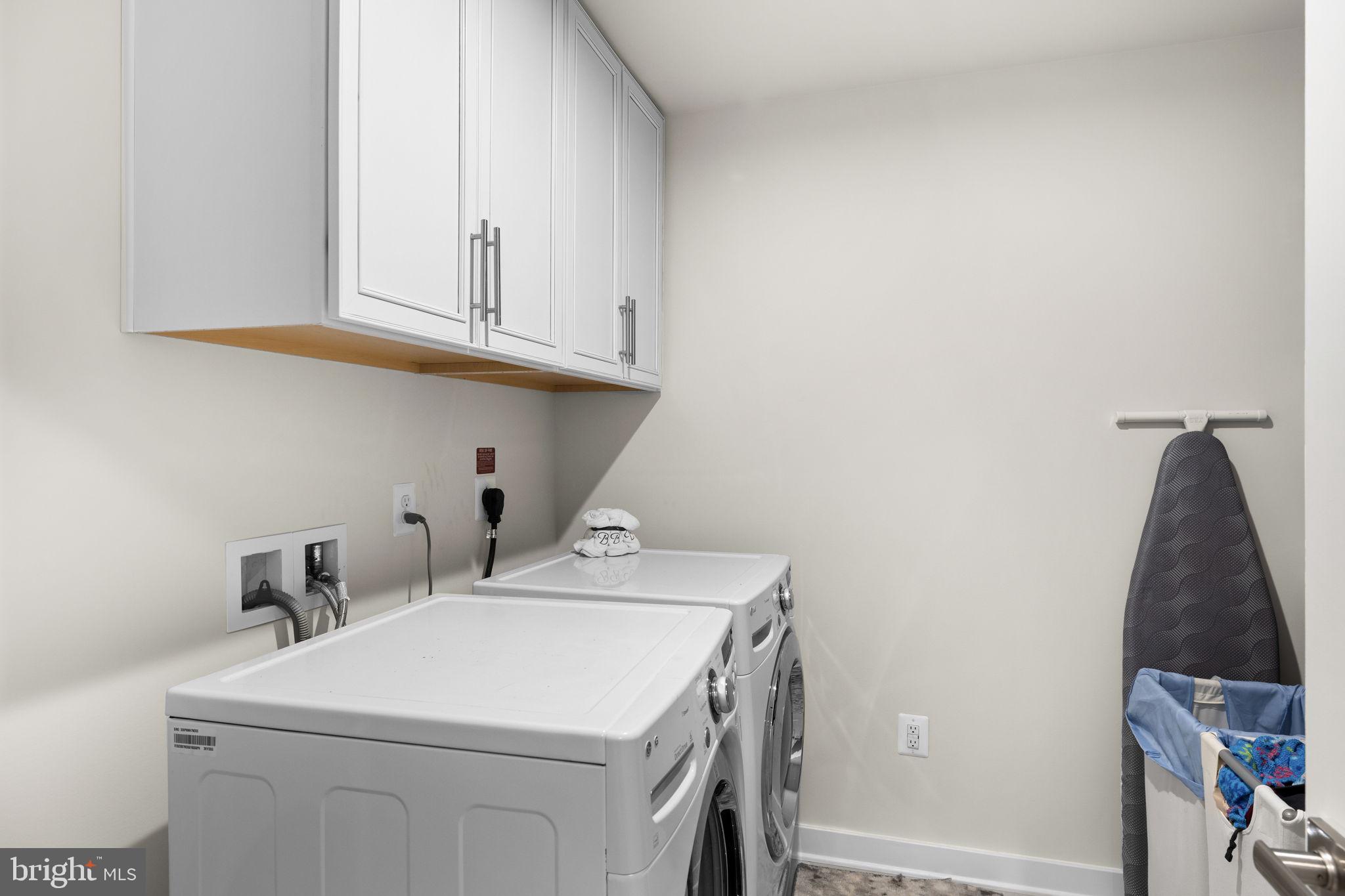 WOODBERRY MANOR - Residential