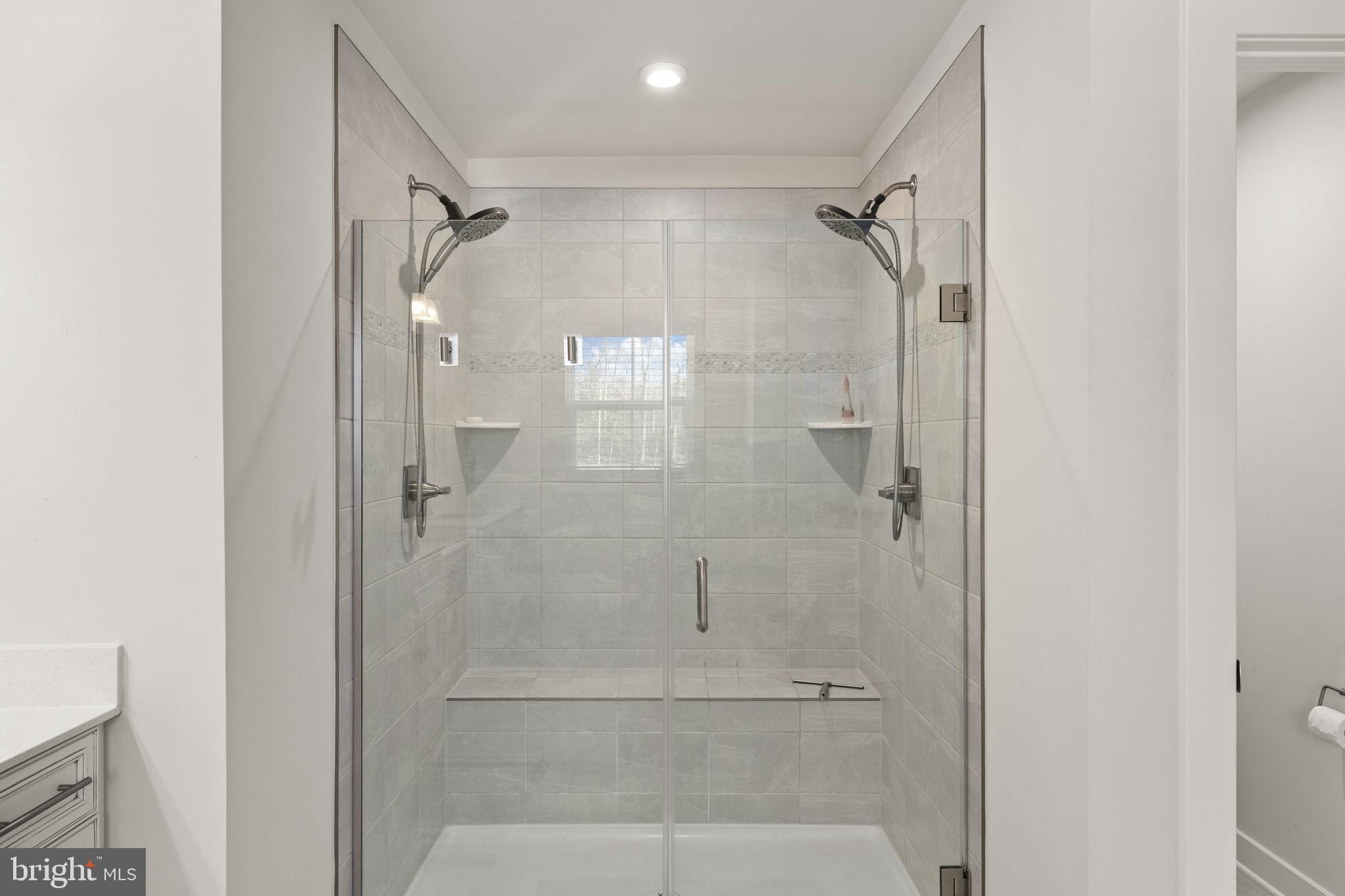 WOODBERRY MANOR - Residential