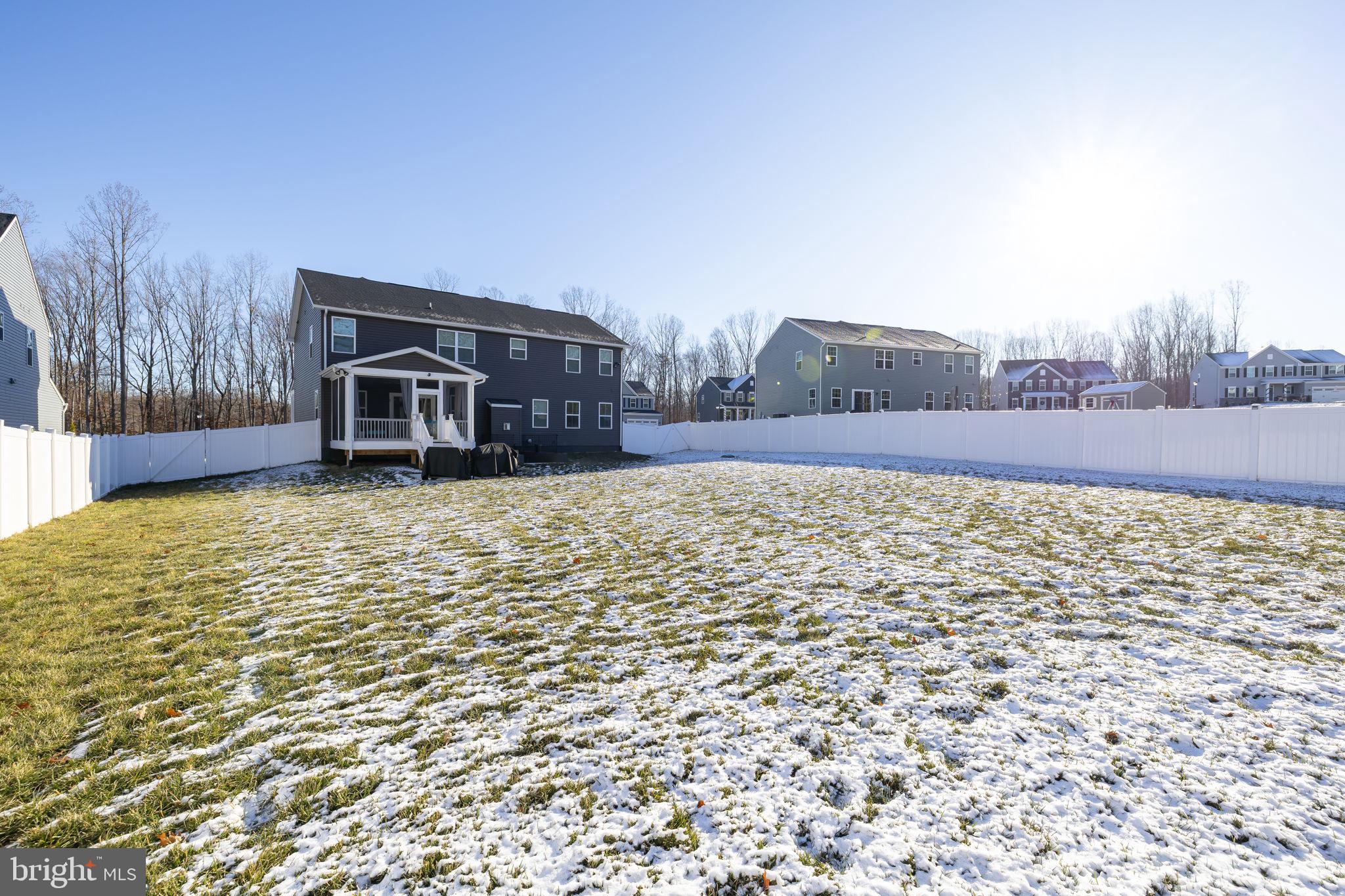 WOODBERRY MANOR - Residential