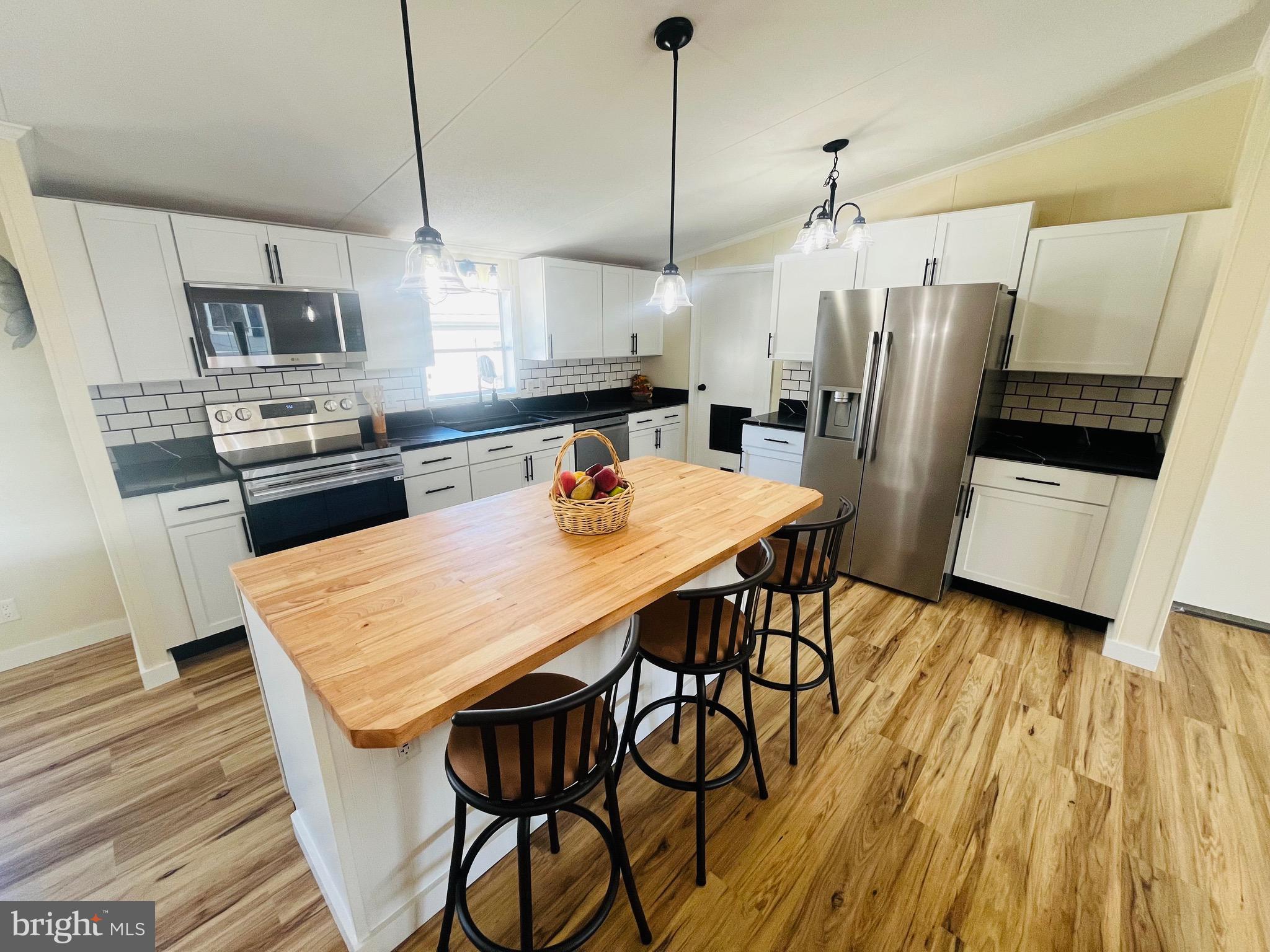 PHEASANT RIDGE - Residential