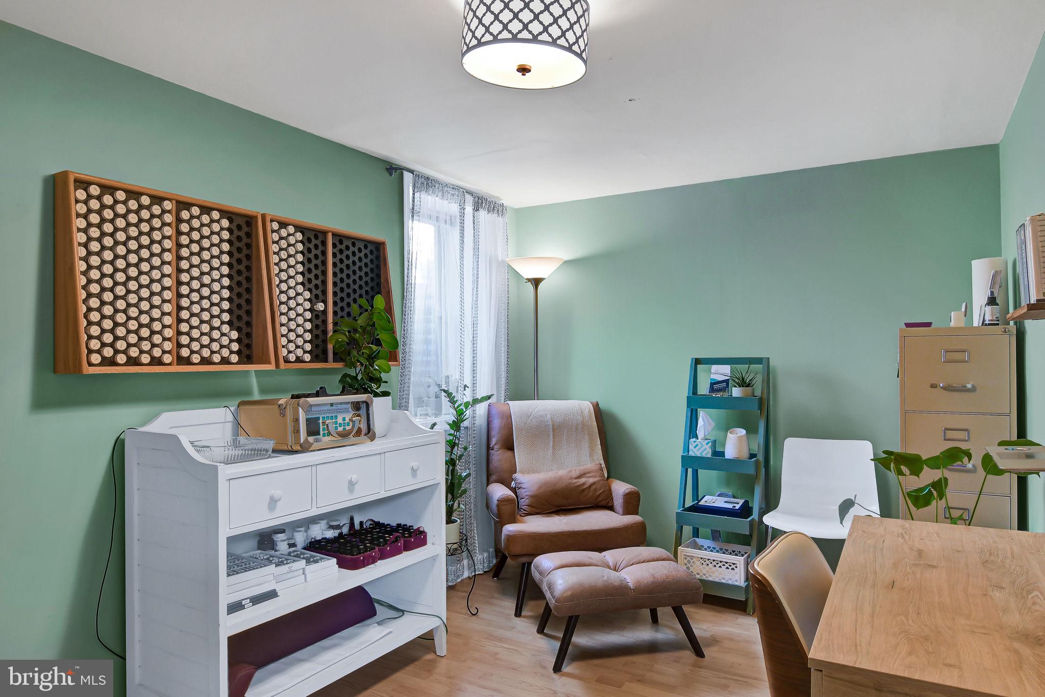 PIMMIT HILLS - Residential