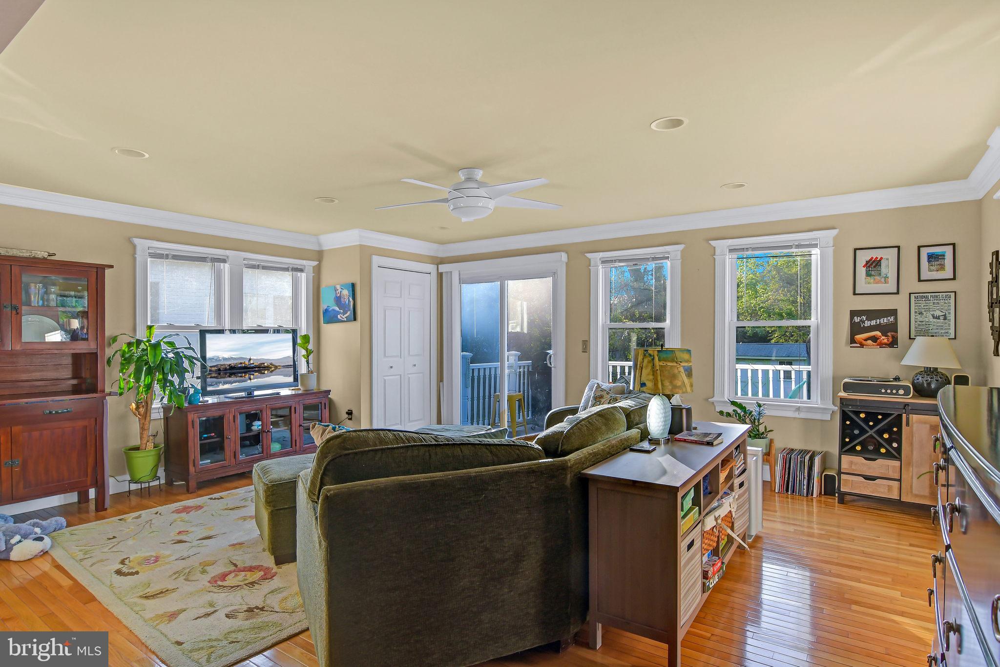 PIMMIT HILLS - Residential