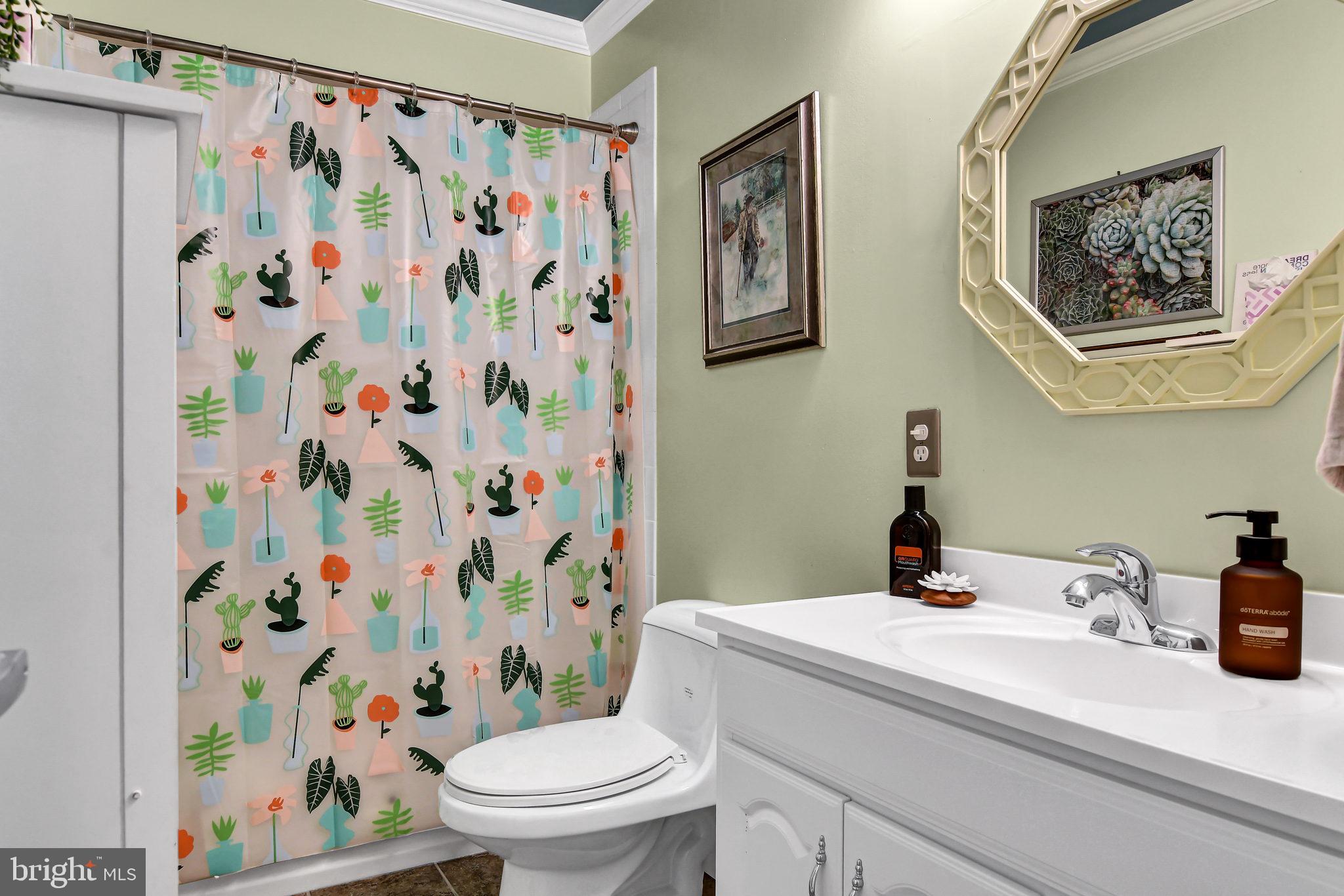 PIMMIT HILLS - Residential