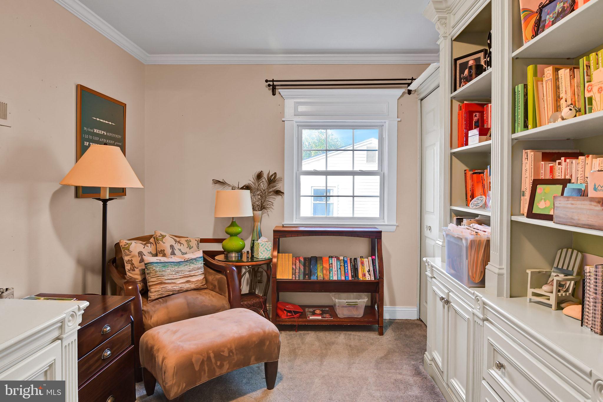 PIMMIT HILLS - Residential