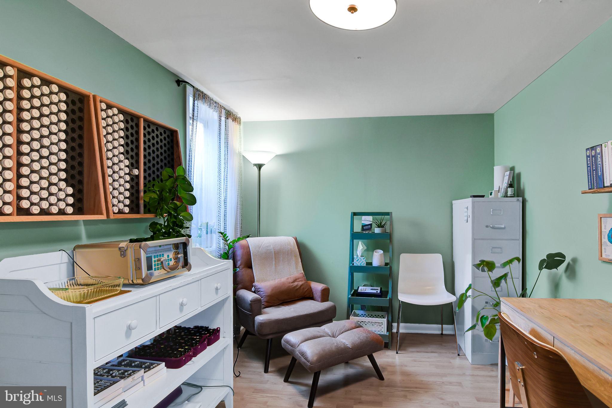 PIMMIT HILLS - Residential