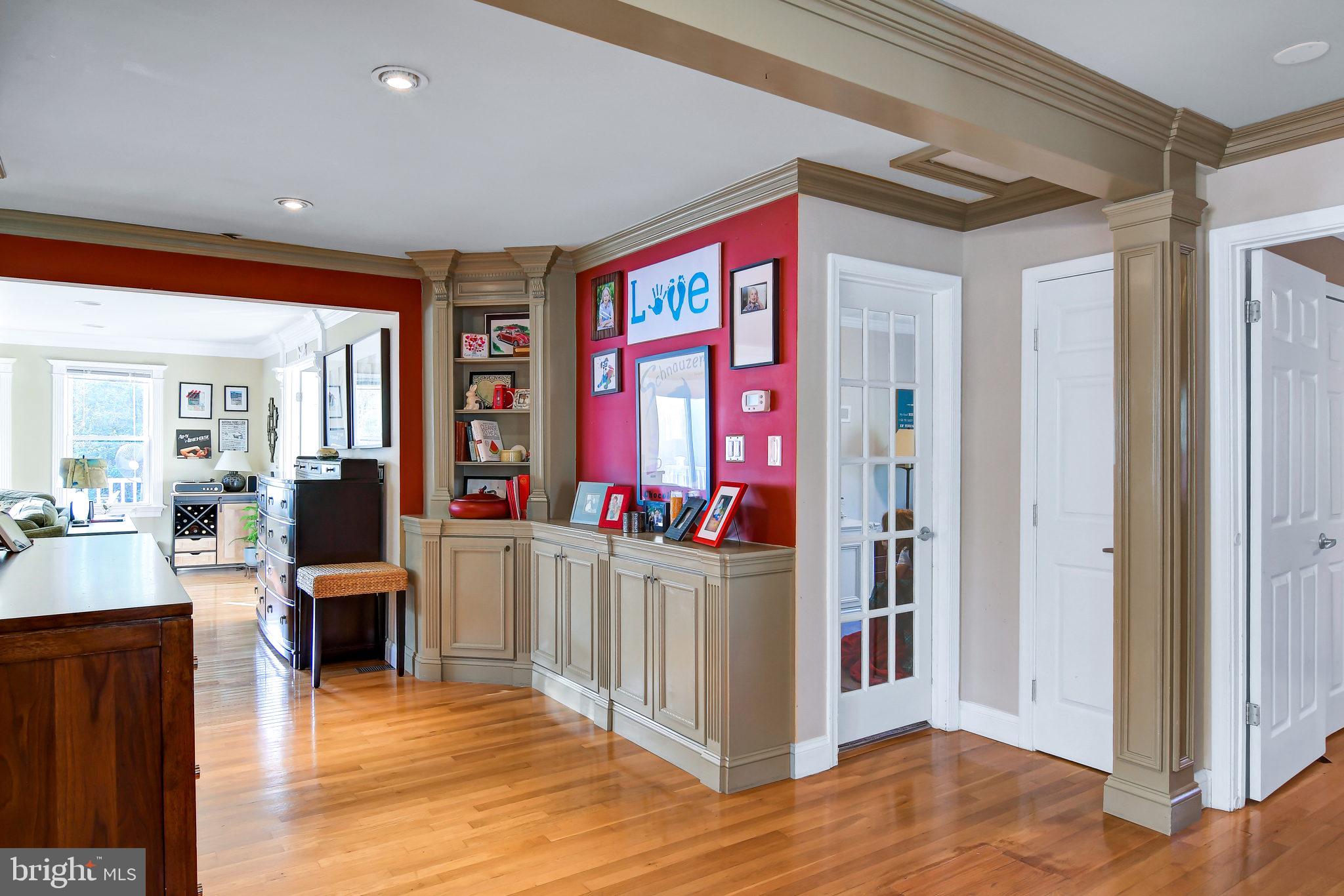 PIMMIT HILLS - Residential