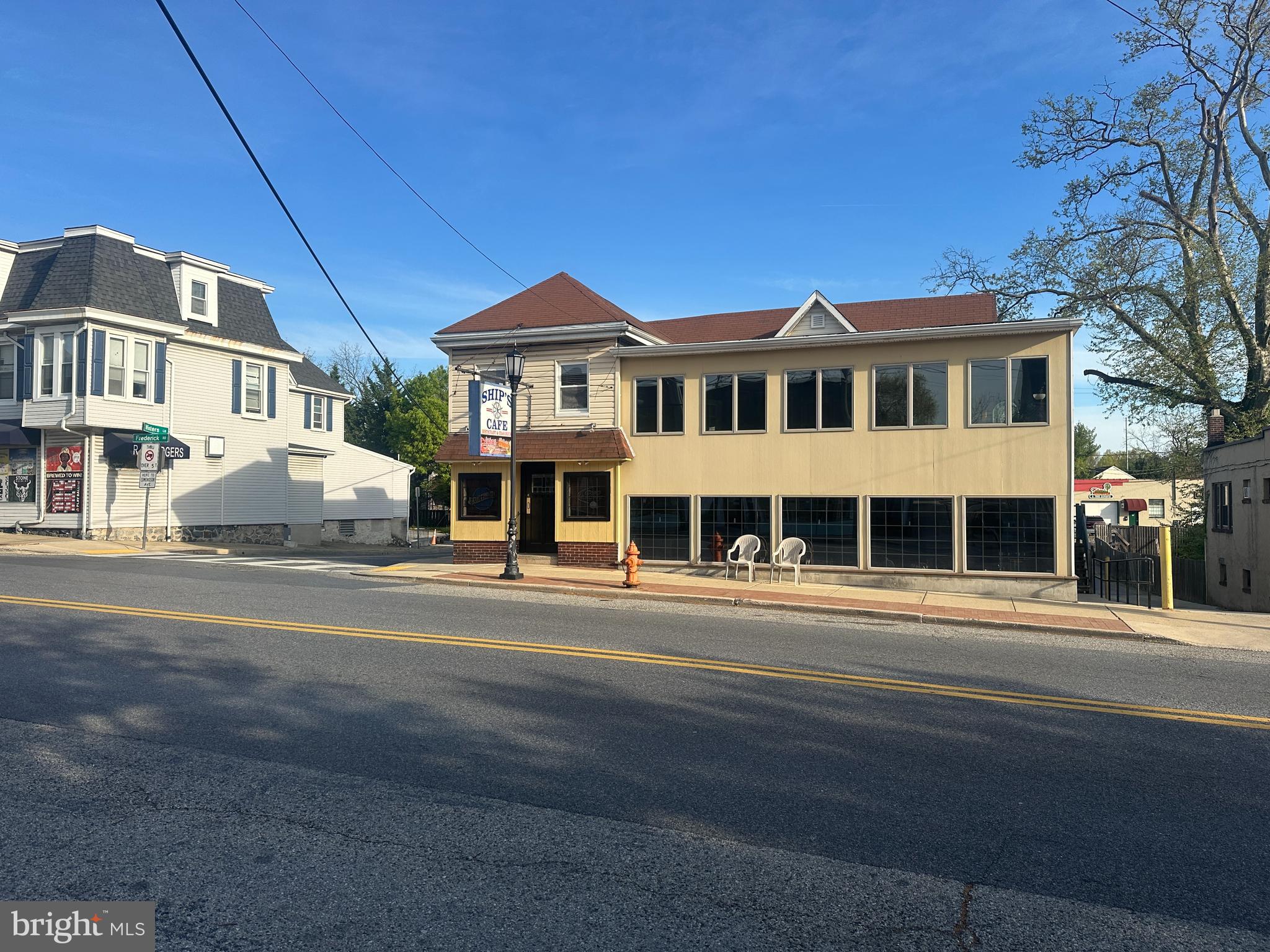 828 FREDERICK ROAD